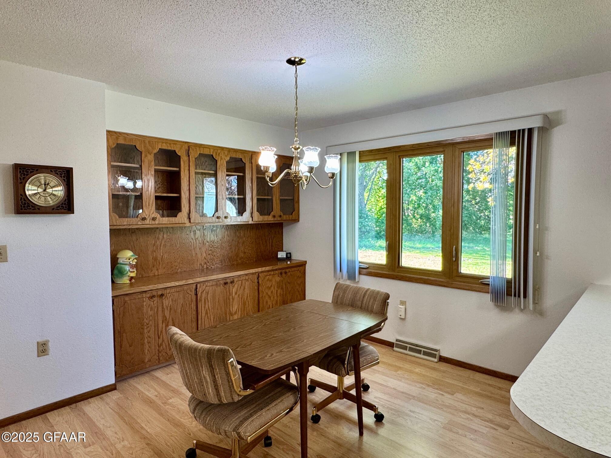 property viewer photo 14