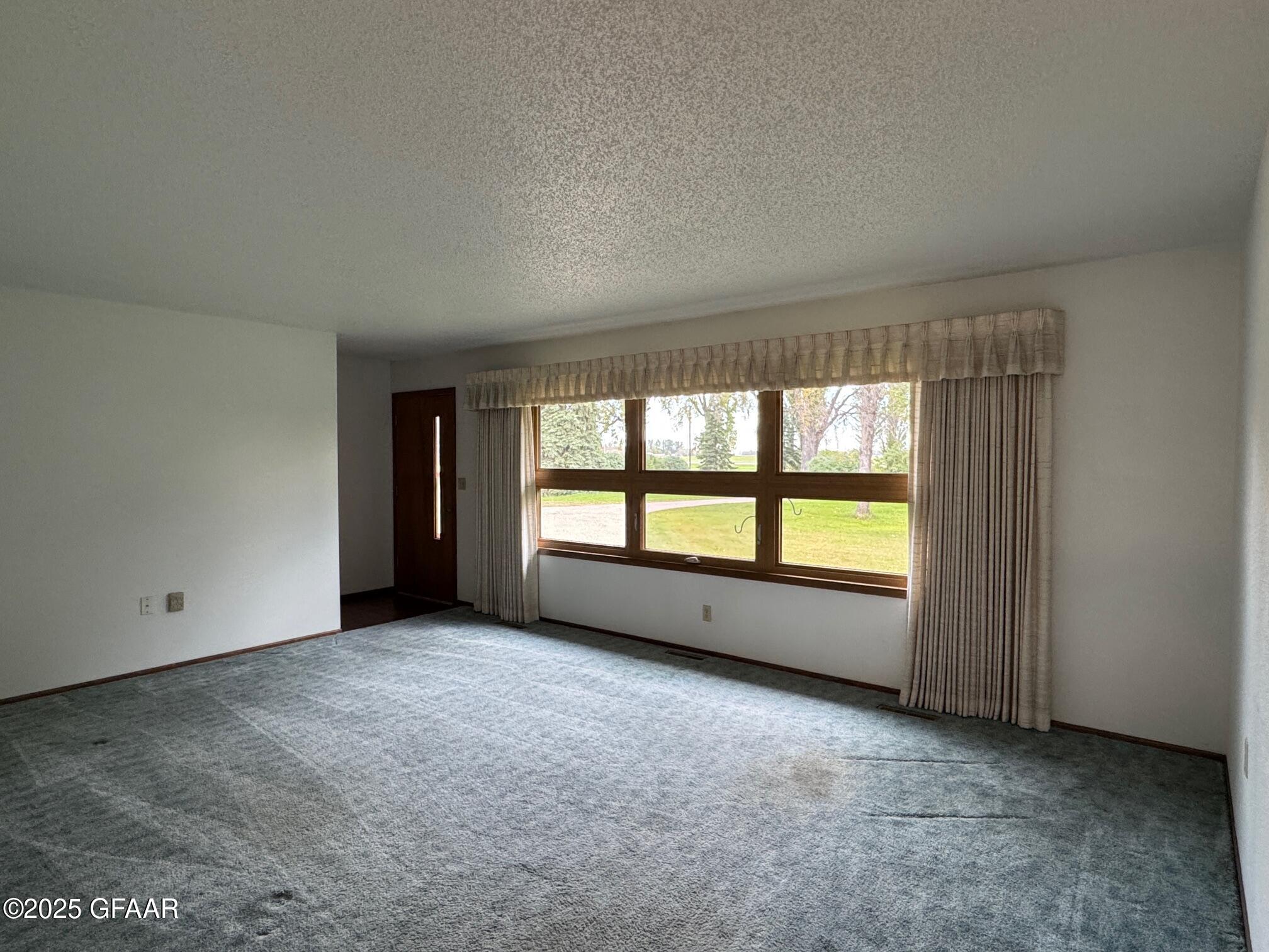 property viewer photo 19