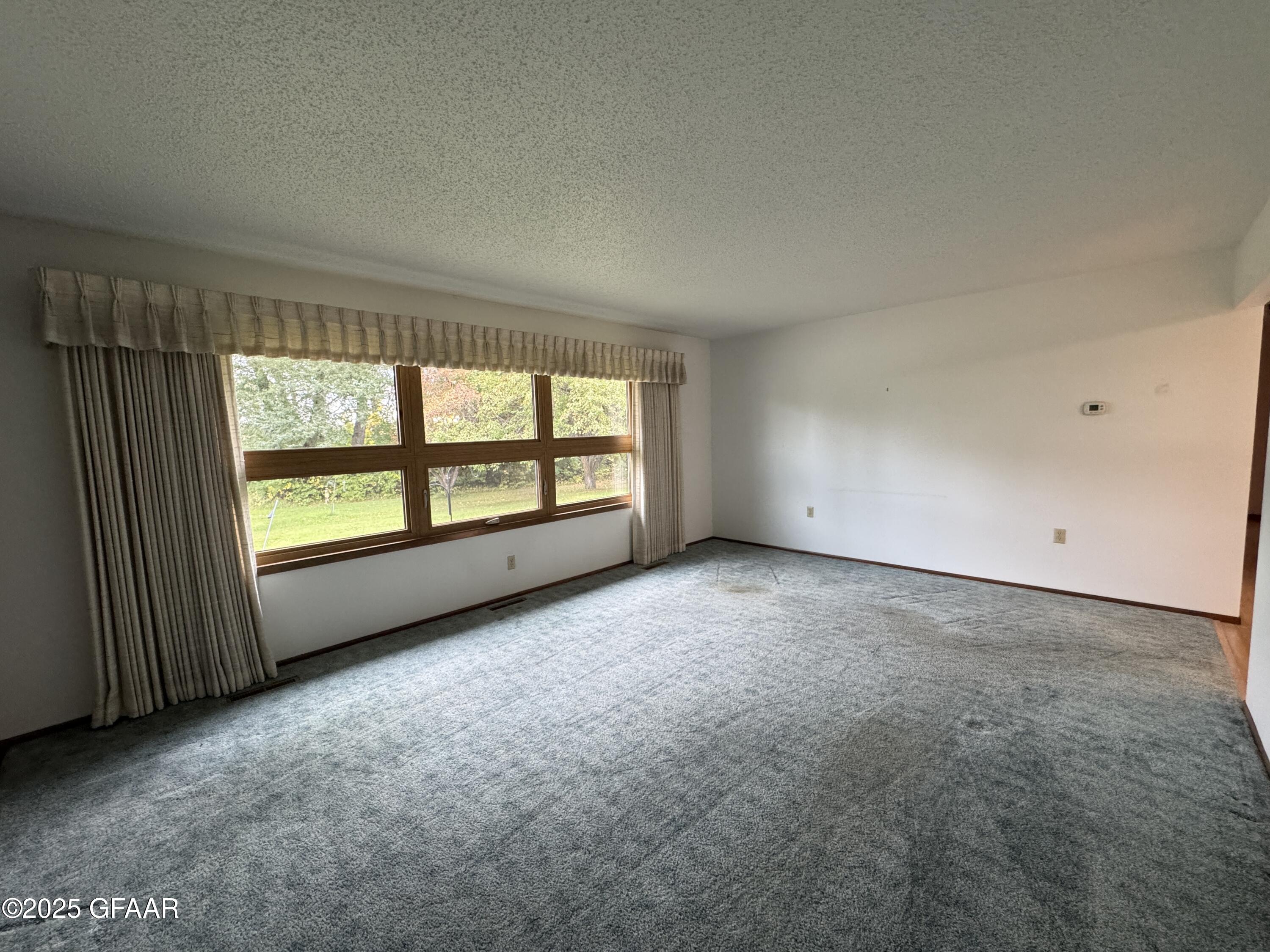 property viewer photo 21