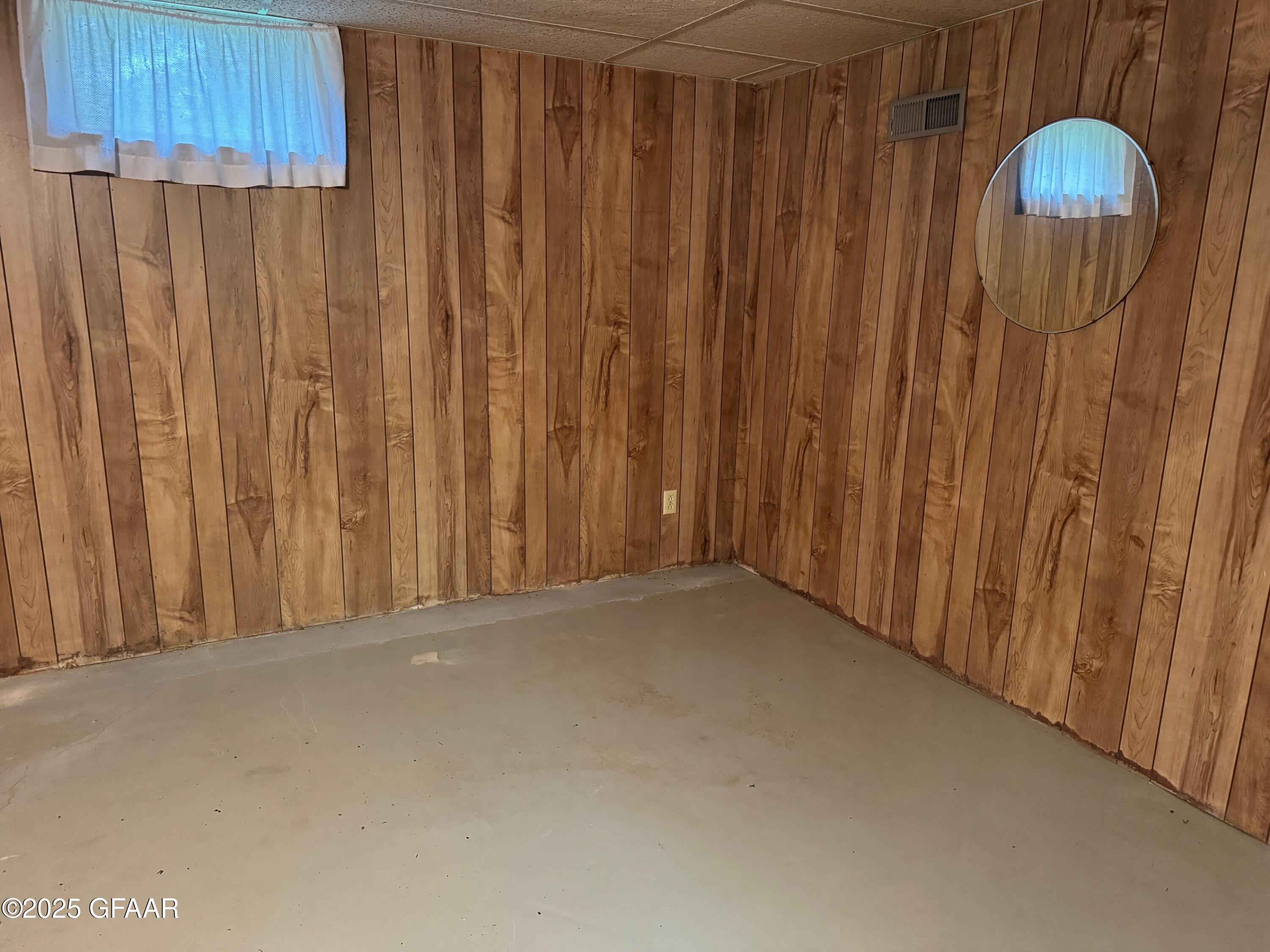 property viewer photo 27