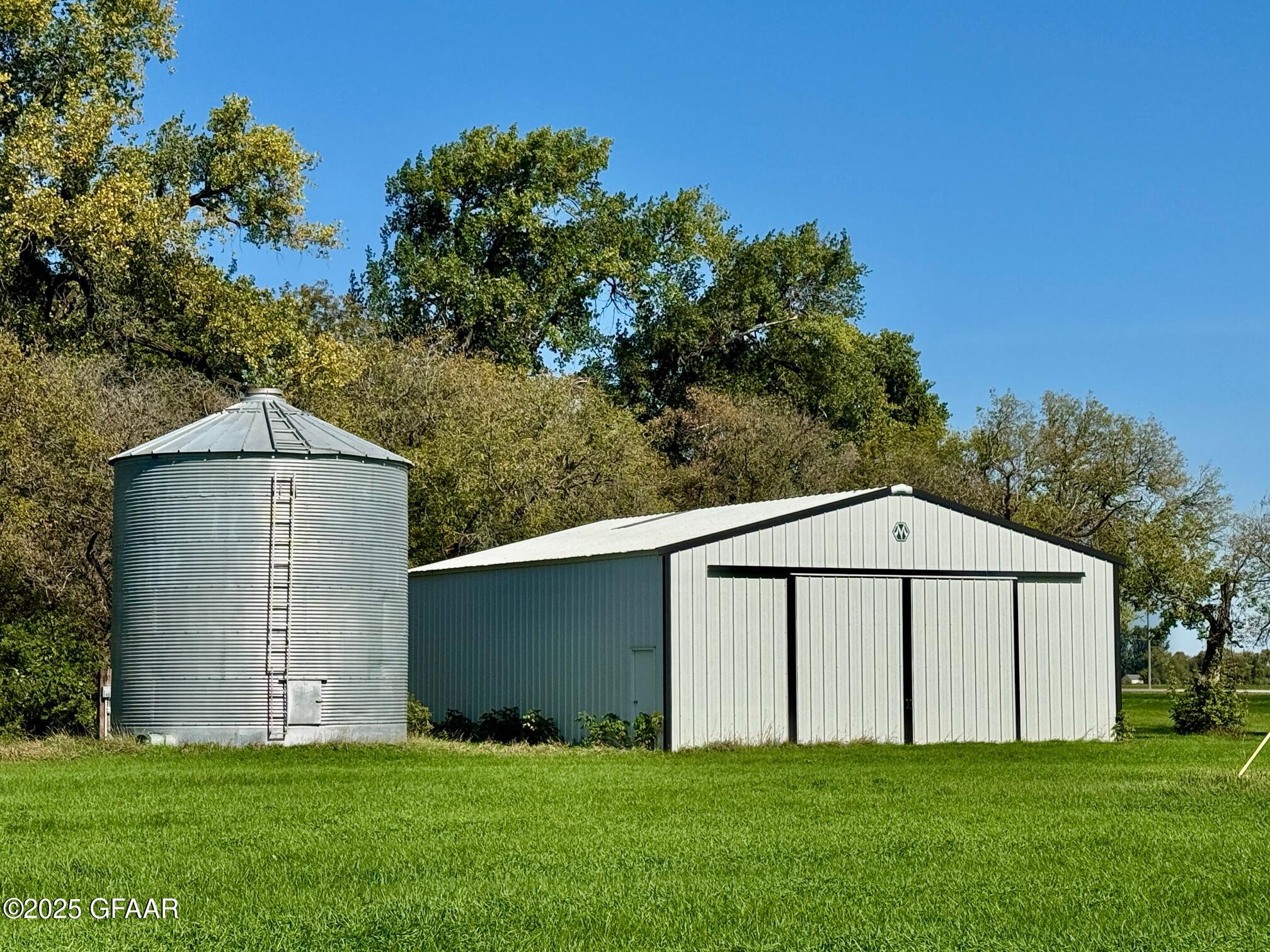 property viewer photo 8