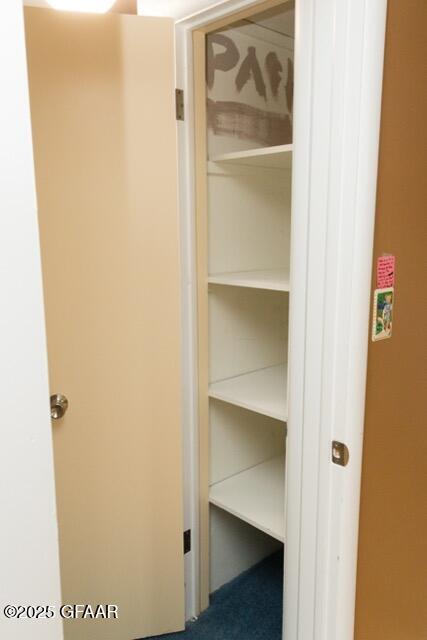 property viewer photo 44
