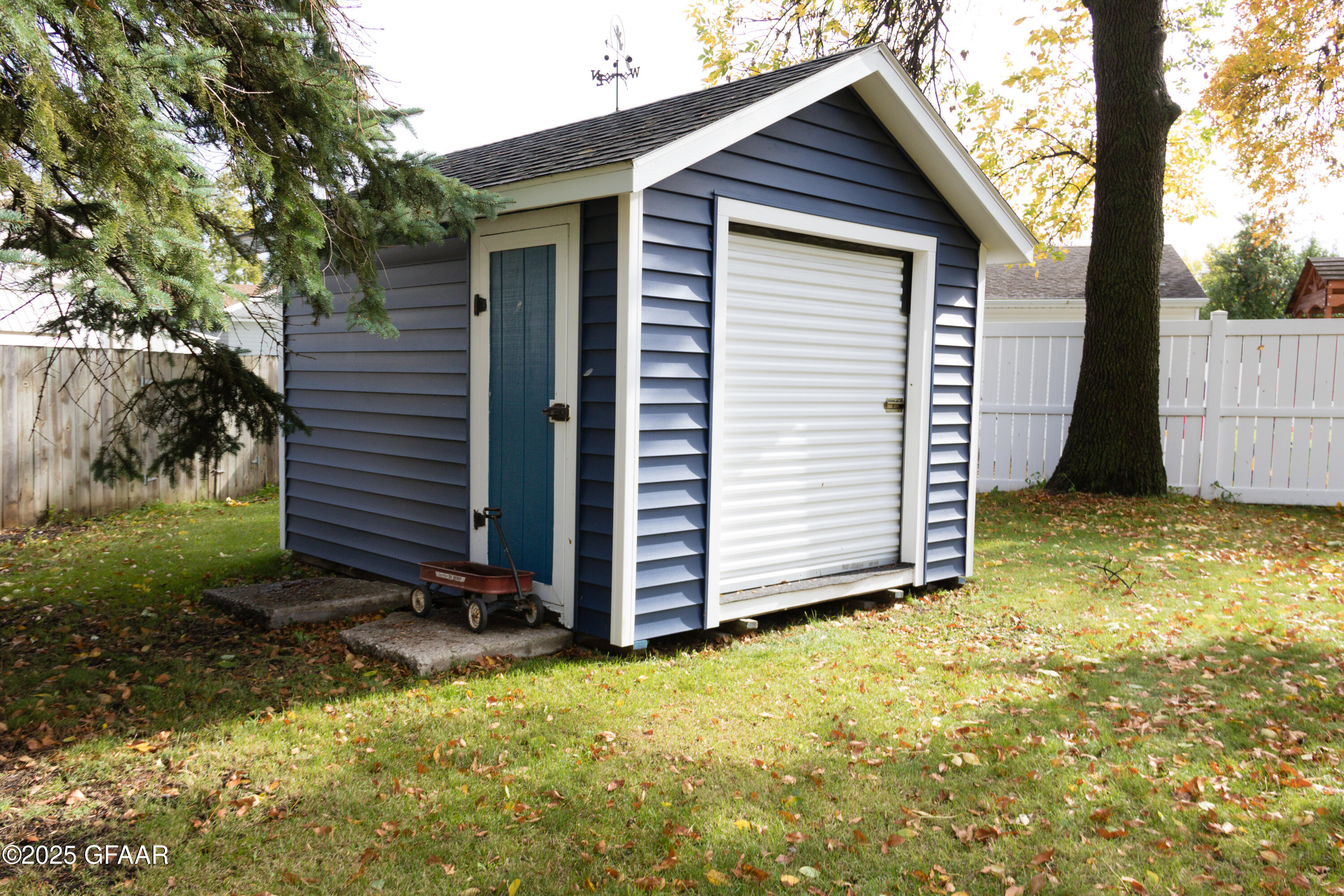 property viewer photo 5