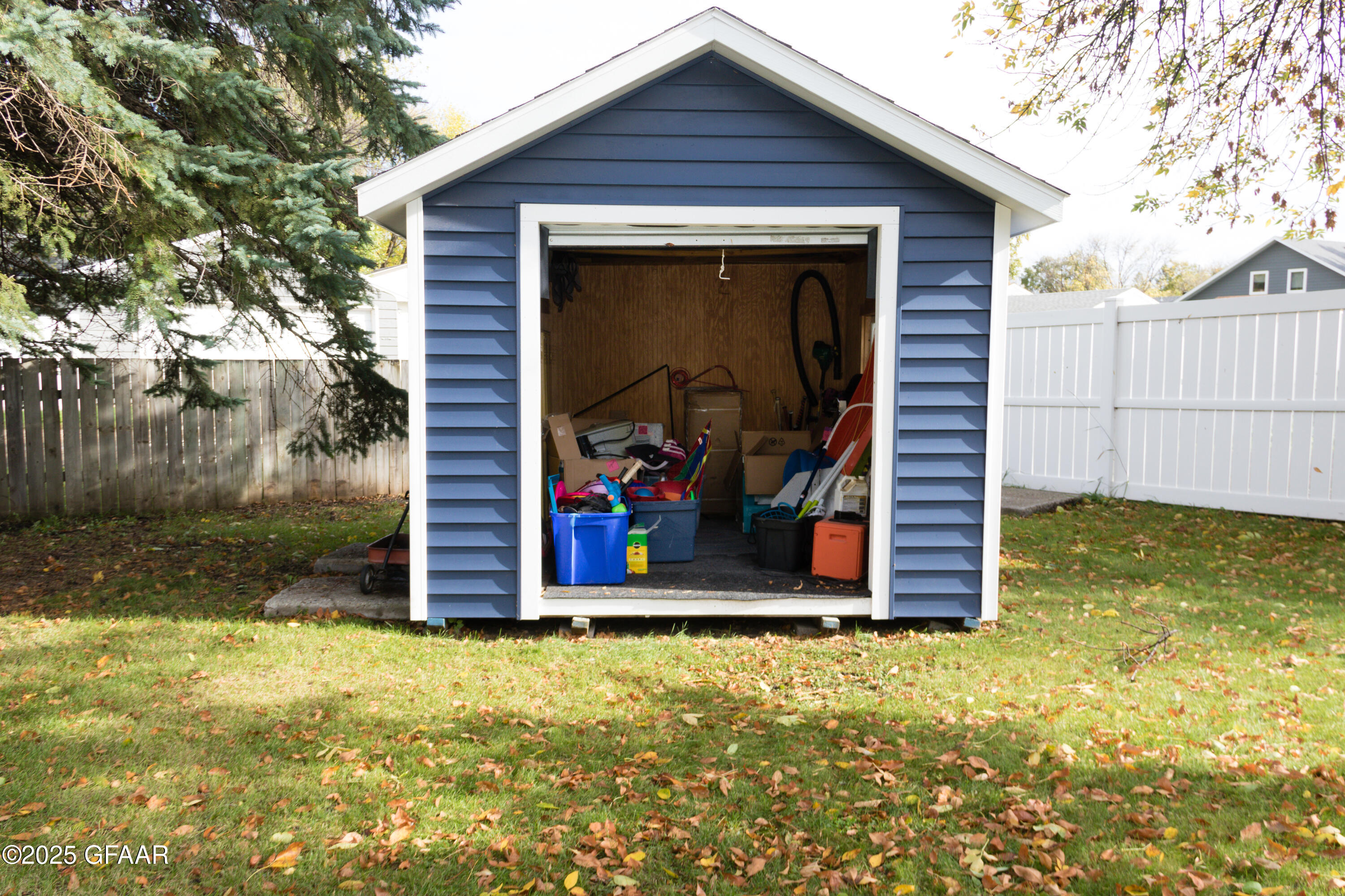 property viewer photo 6