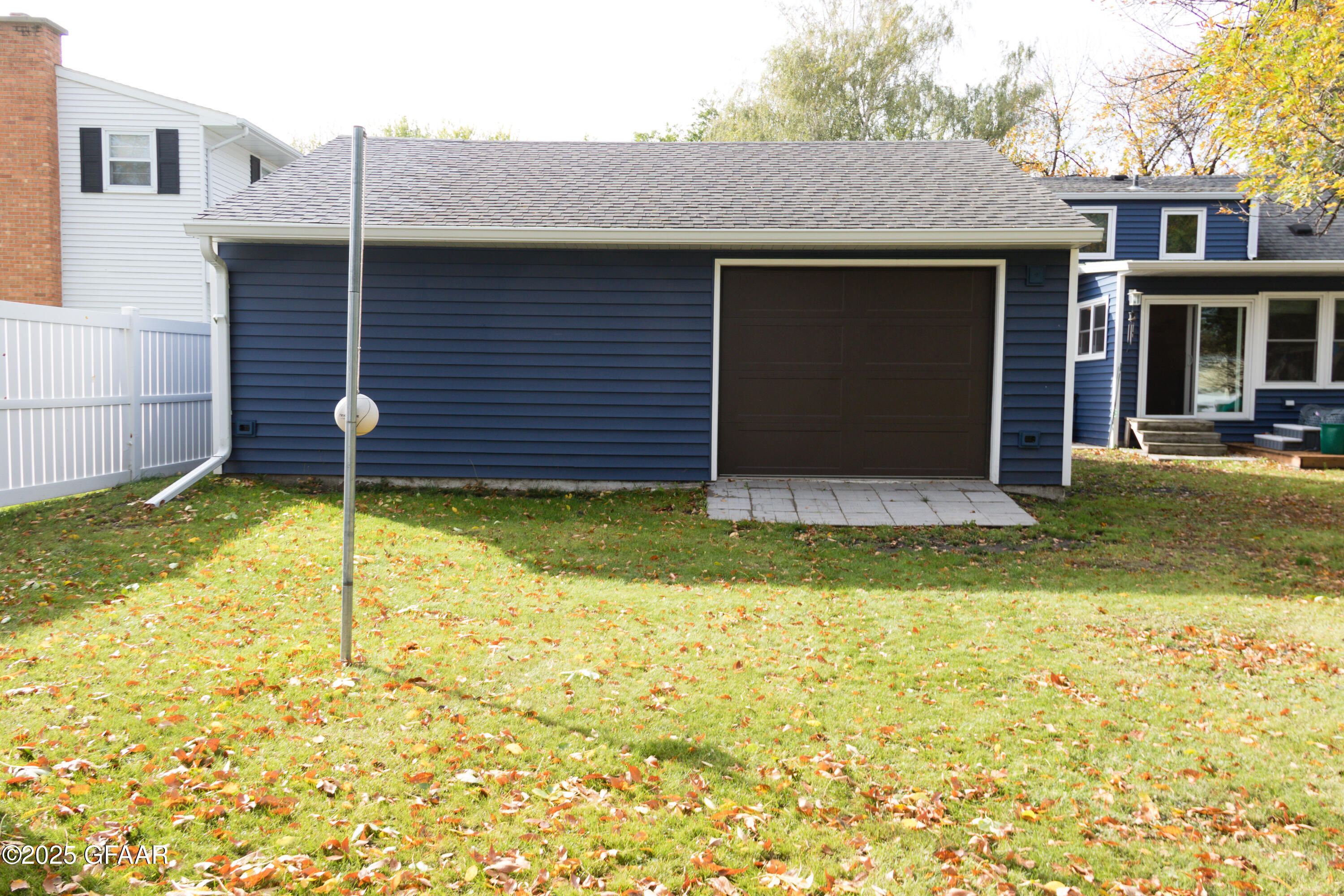 property viewer photo 7
