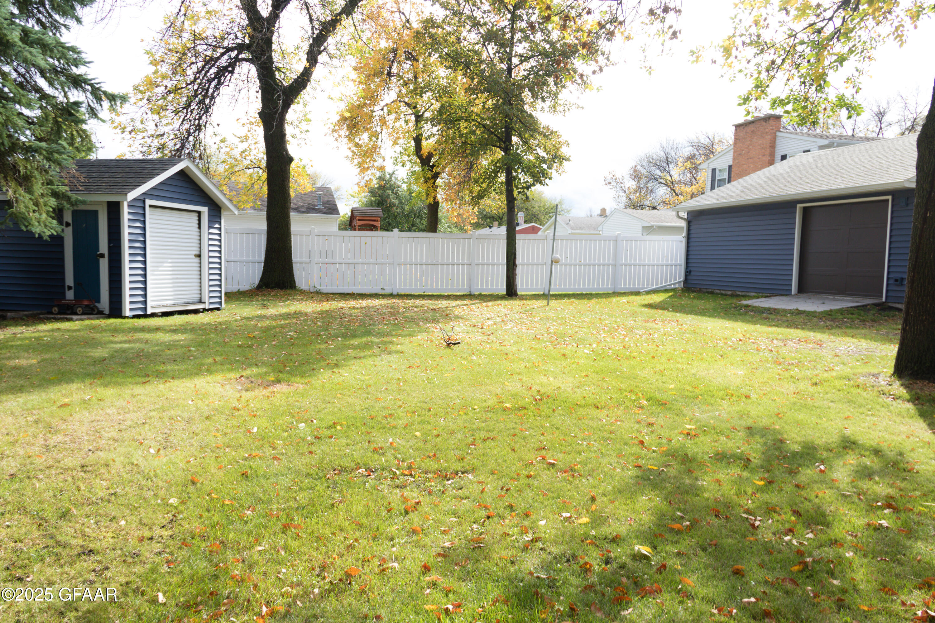 property viewer photo 8
