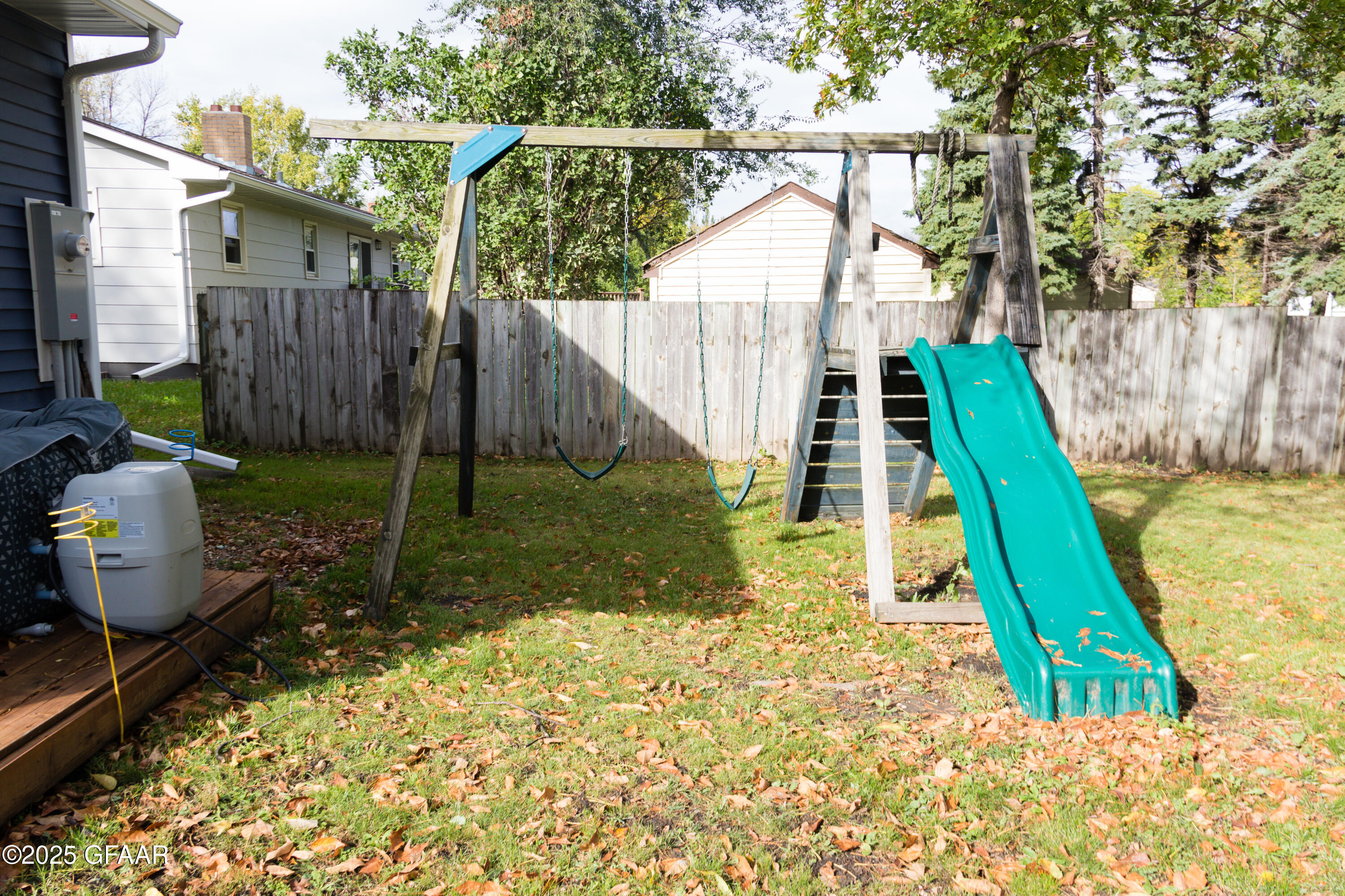 property viewer photo 9