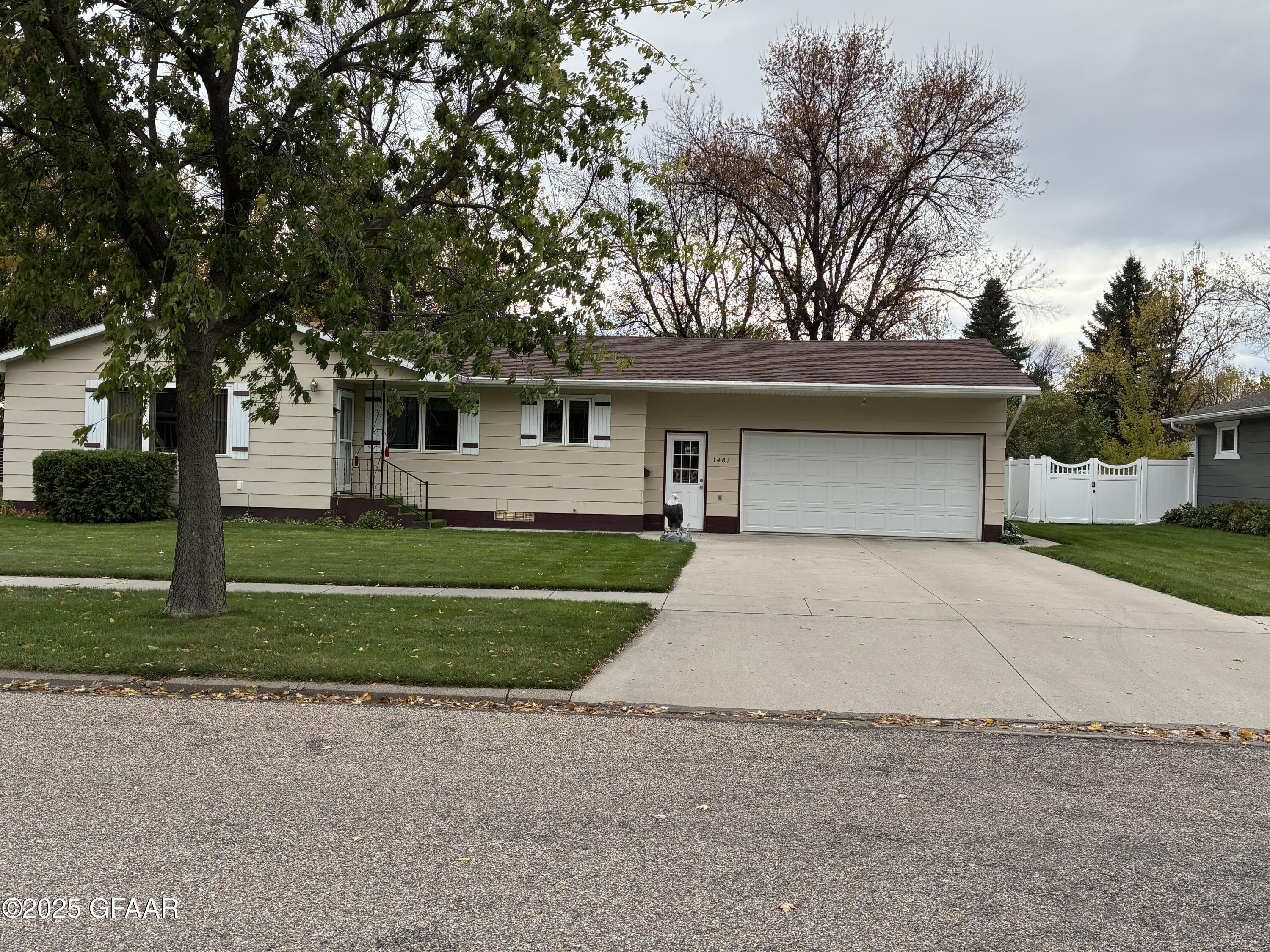 property viewer photo 1