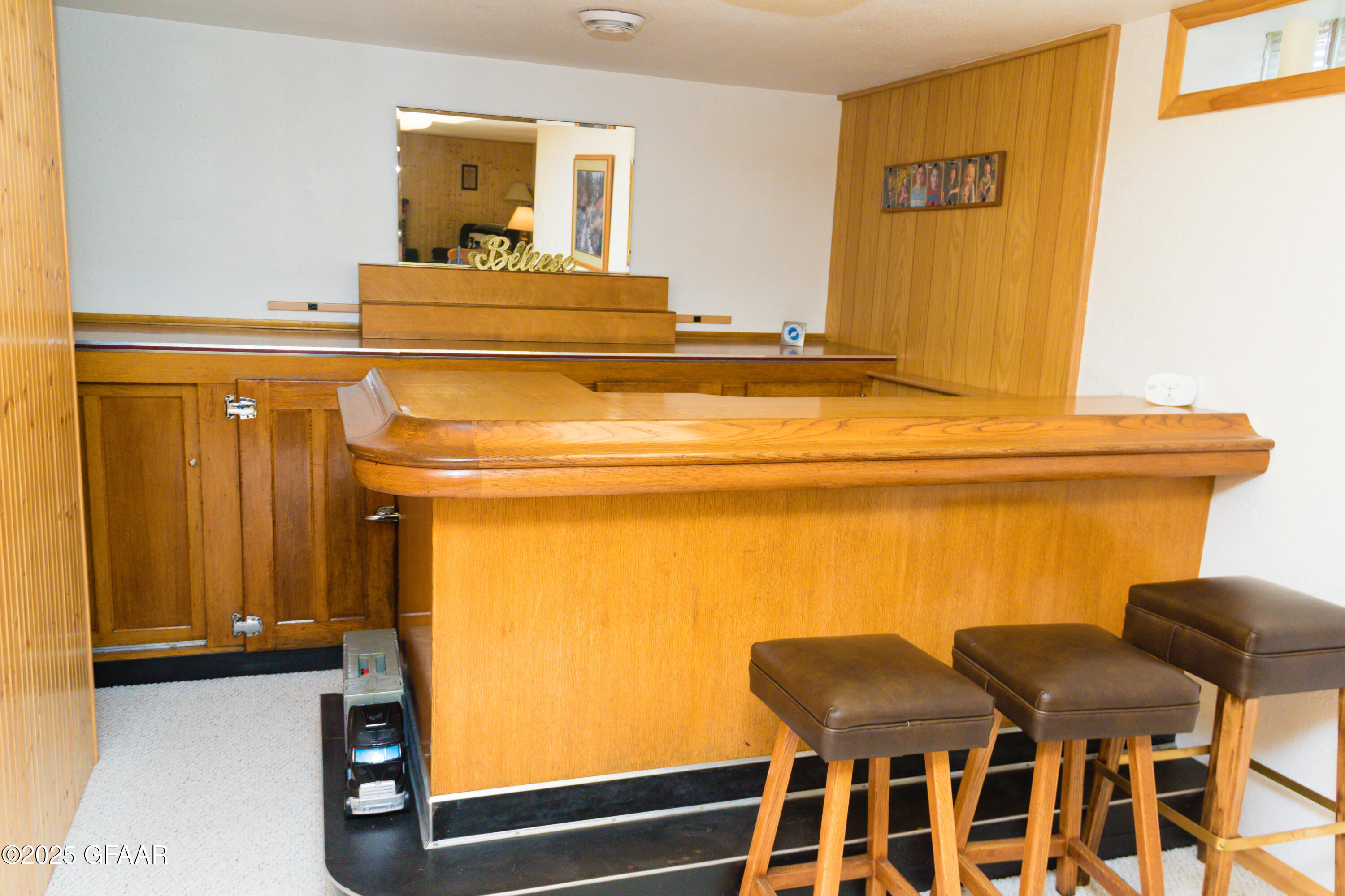 property viewer photo 44