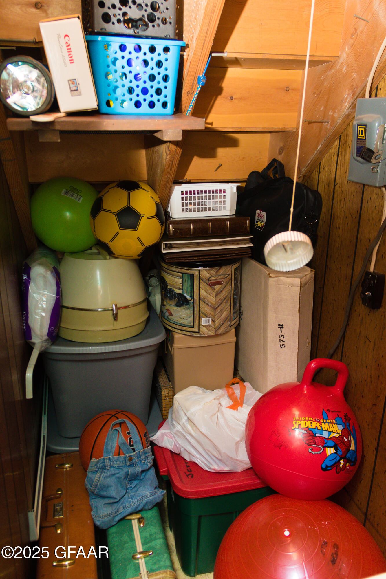 property viewer photo 45