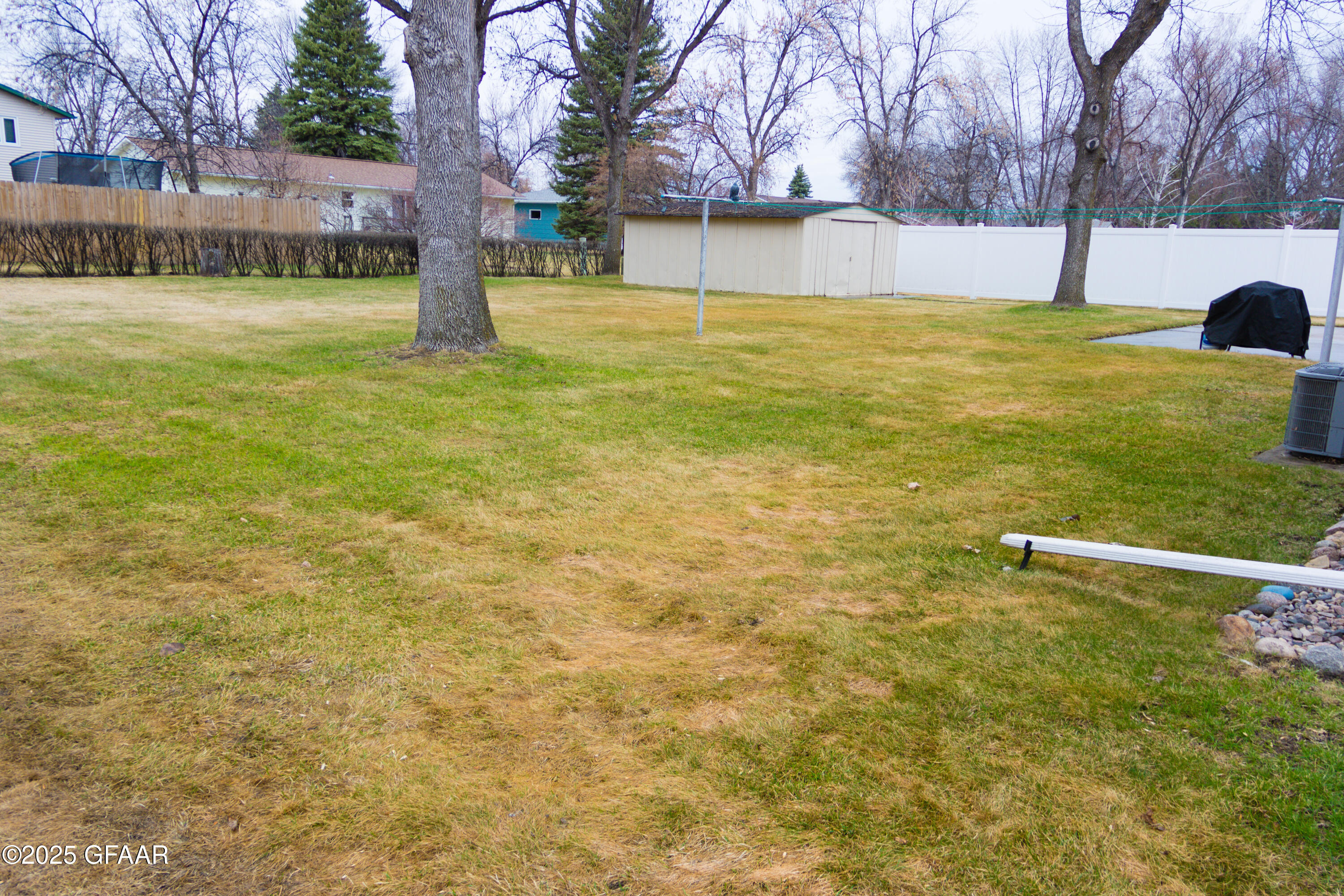 property viewer photo 58