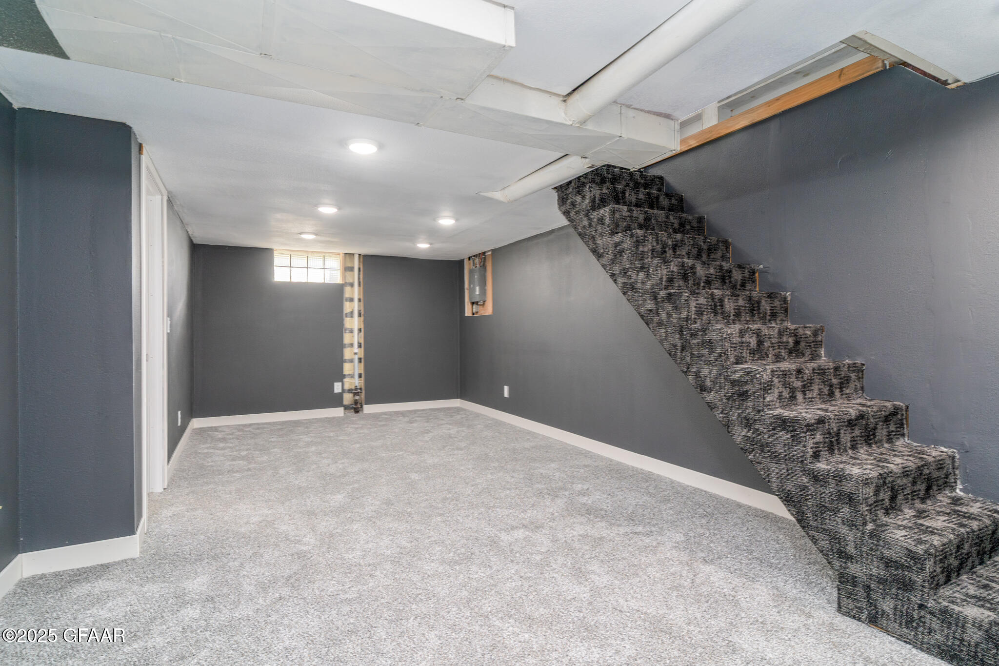 property viewer photo 13