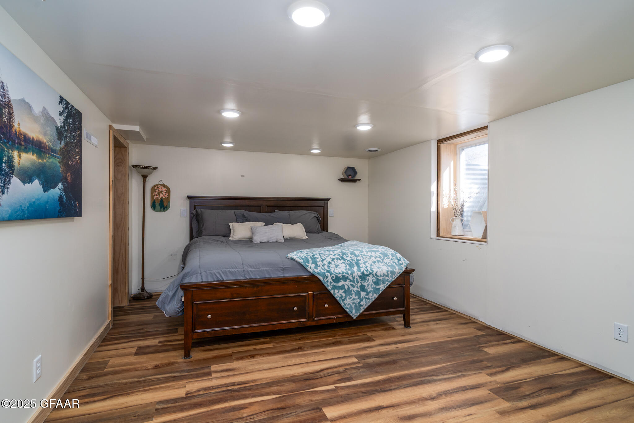 property viewer photo 15