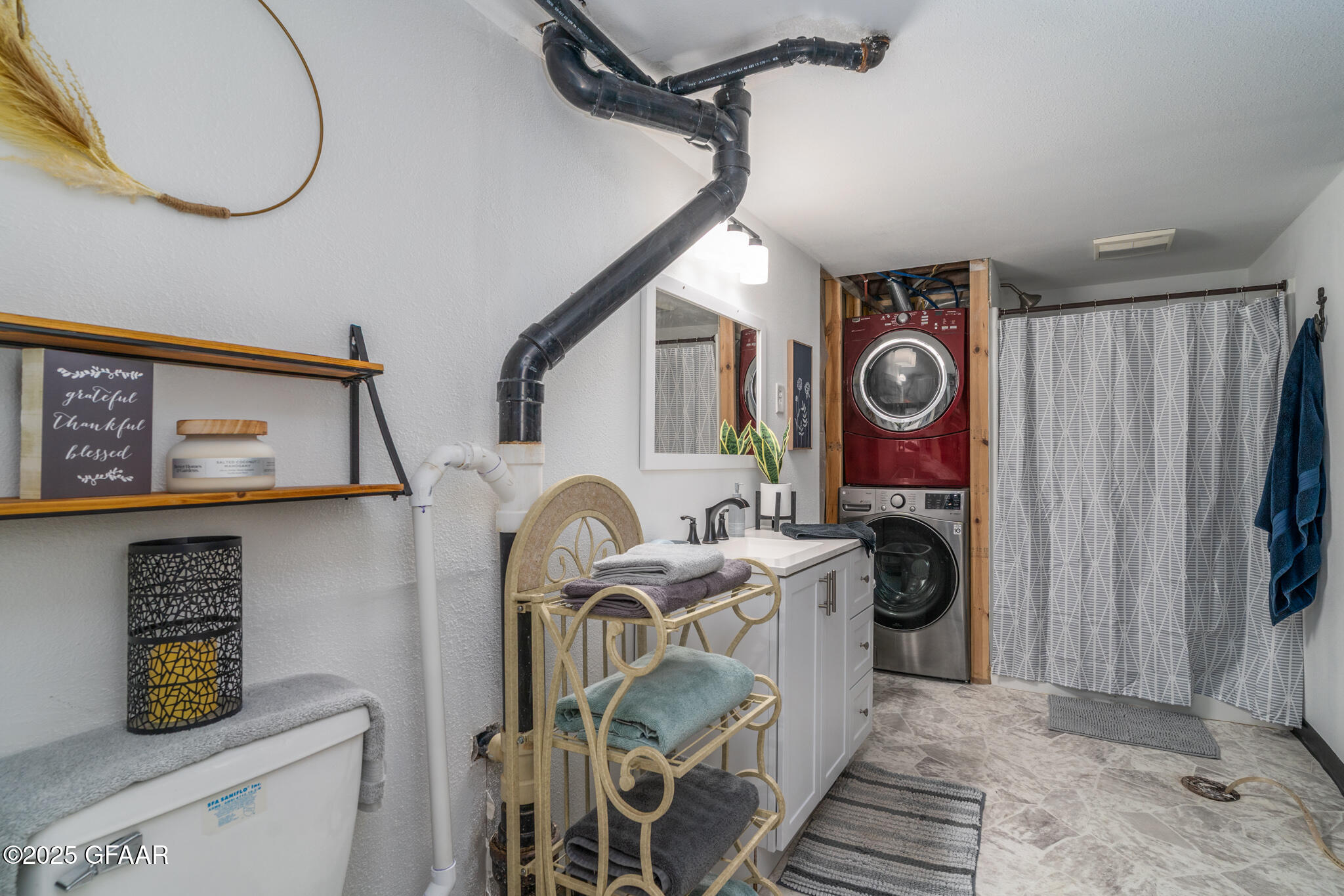 property viewer photo 17