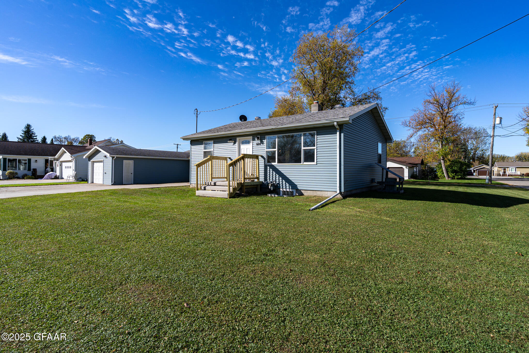 property viewer photo 20