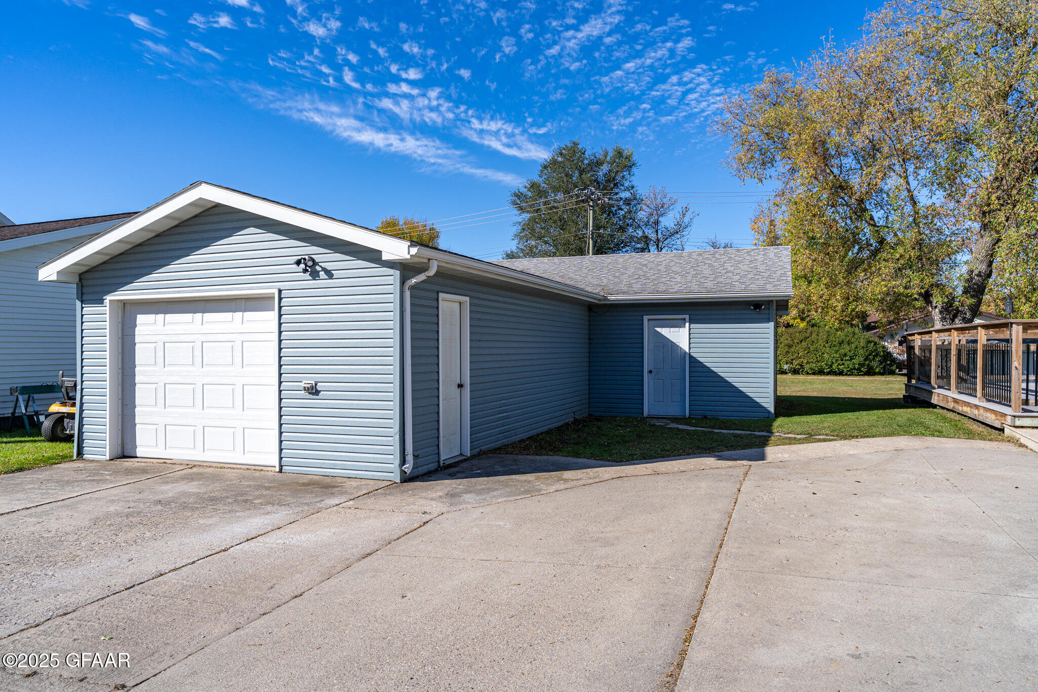 property viewer photo 22