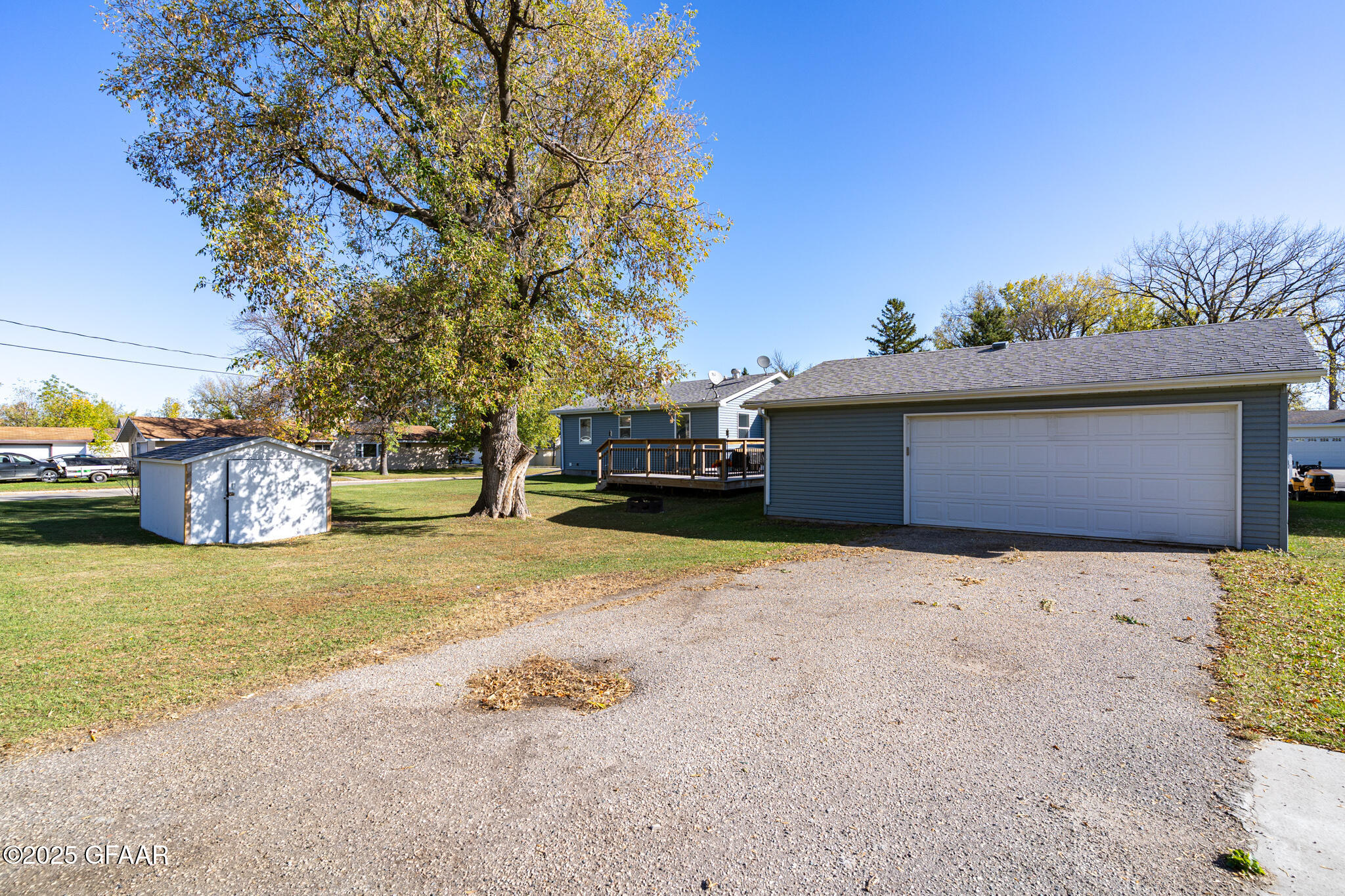 property viewer photo 27