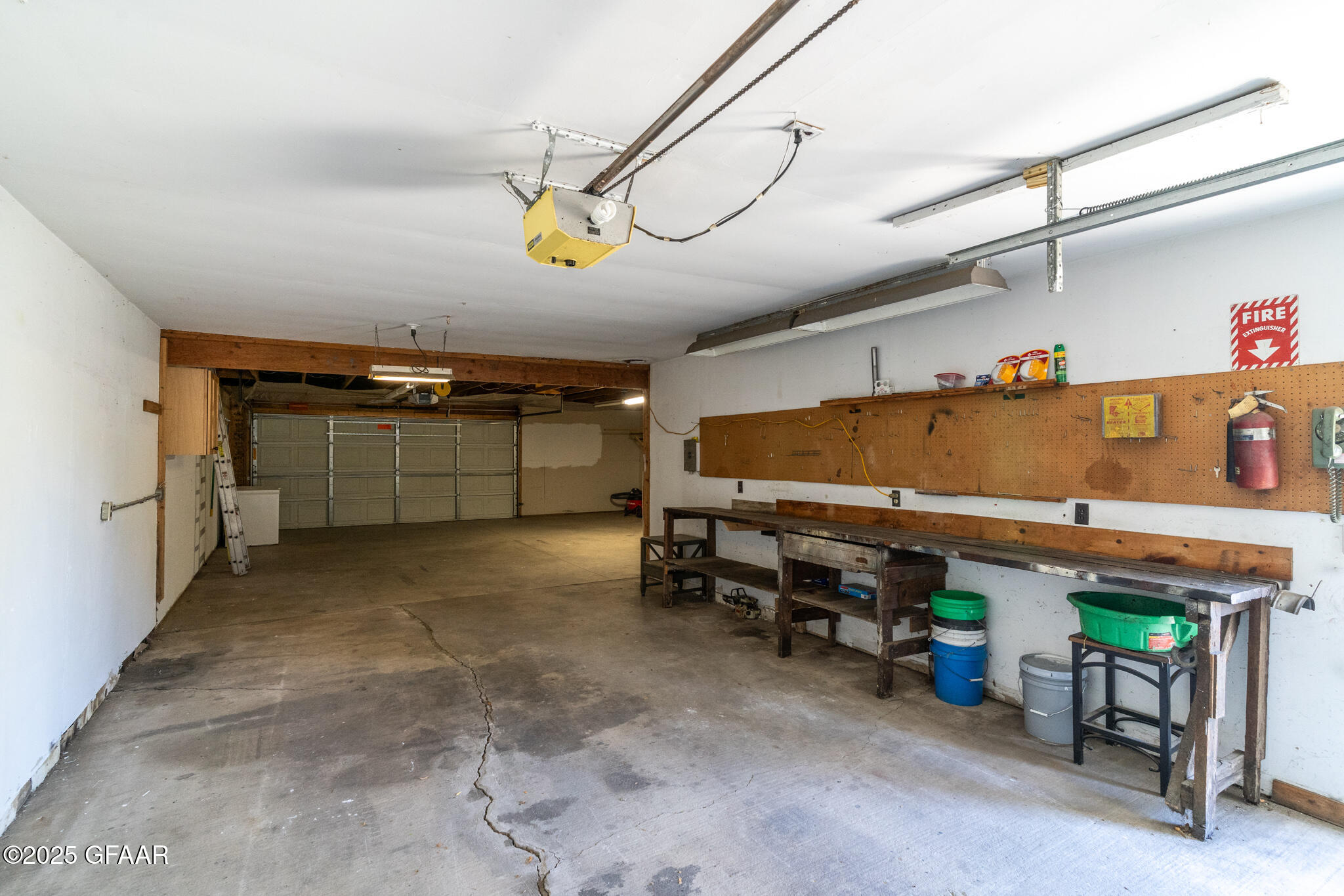 property viewer photo 28