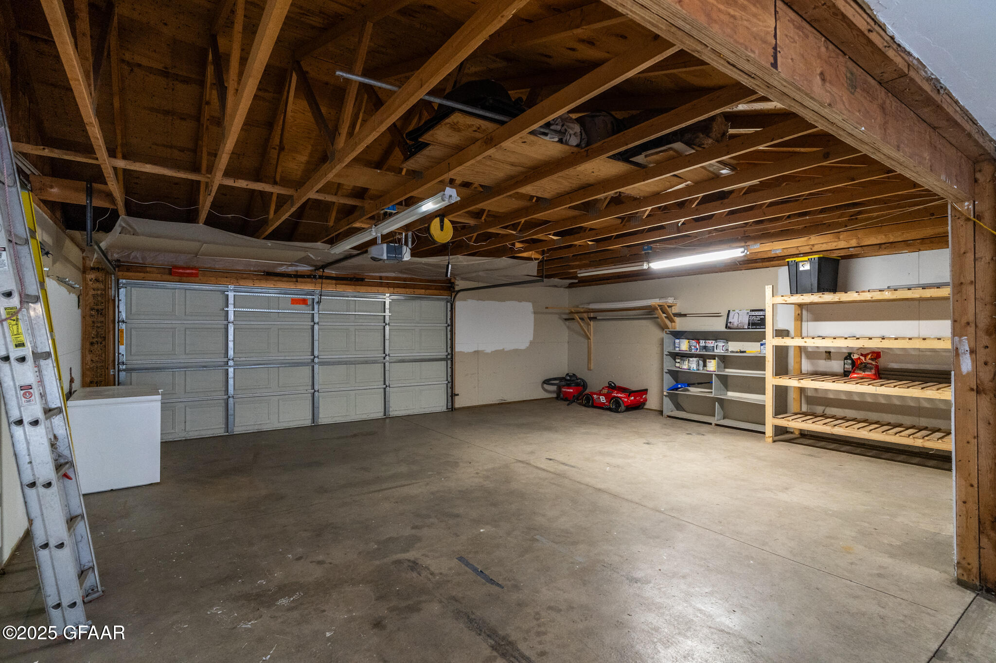 property viewer photo 29