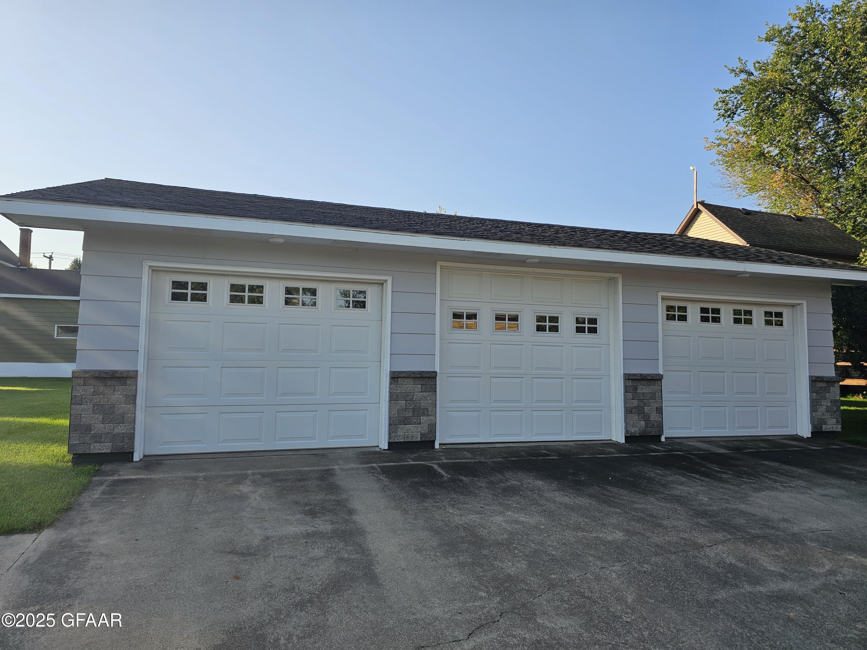 property viewer photo 37