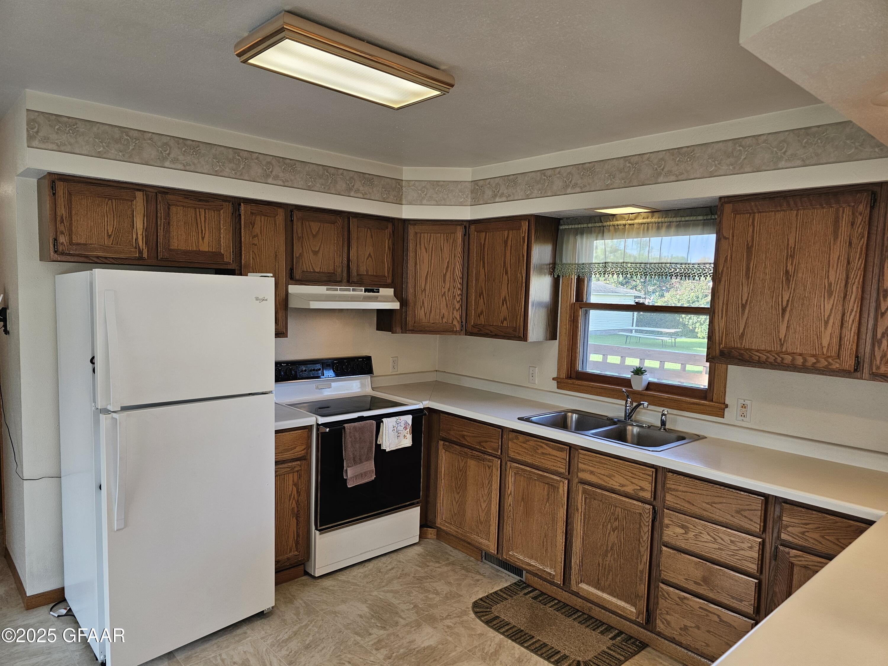 property viewer photo 6