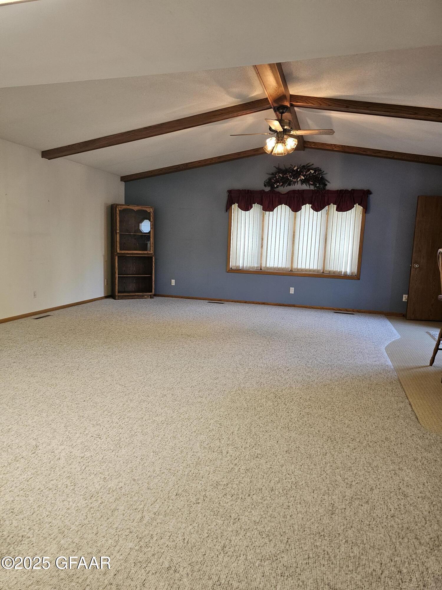 property viewer photo 9