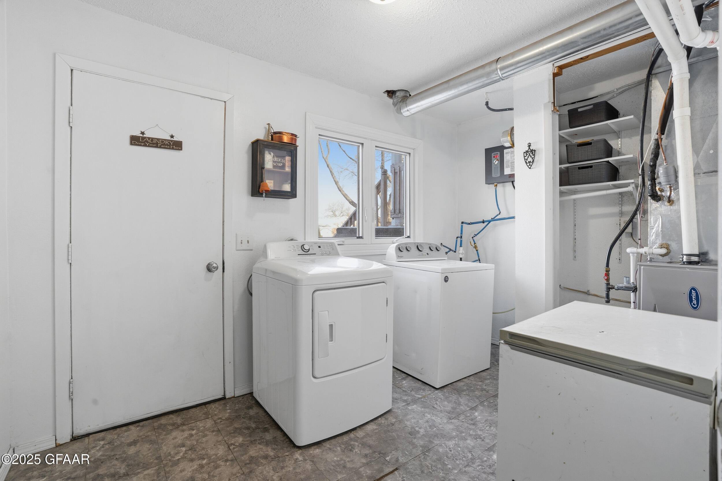 property viewer photo 21