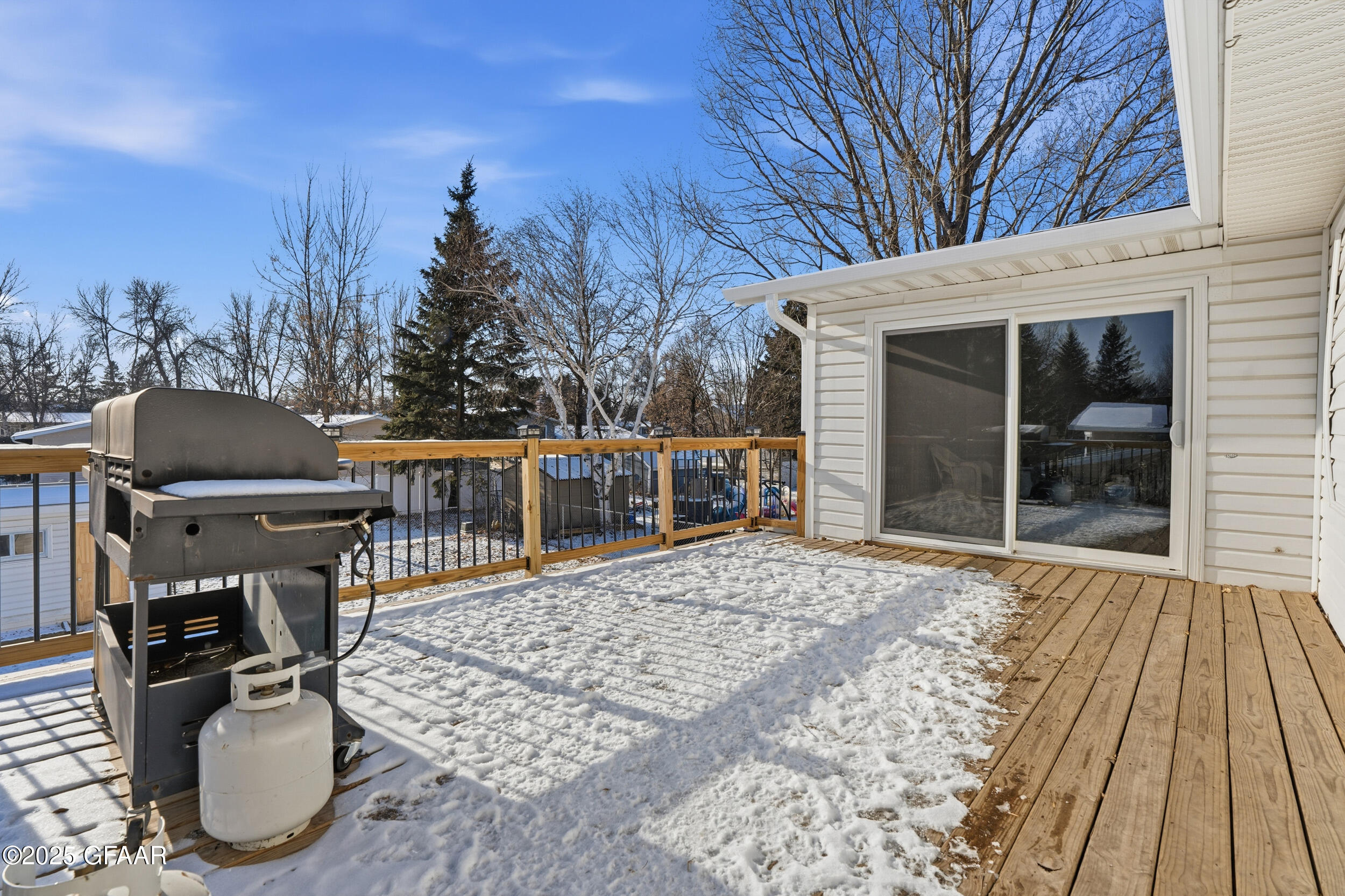 property viewer photo 35