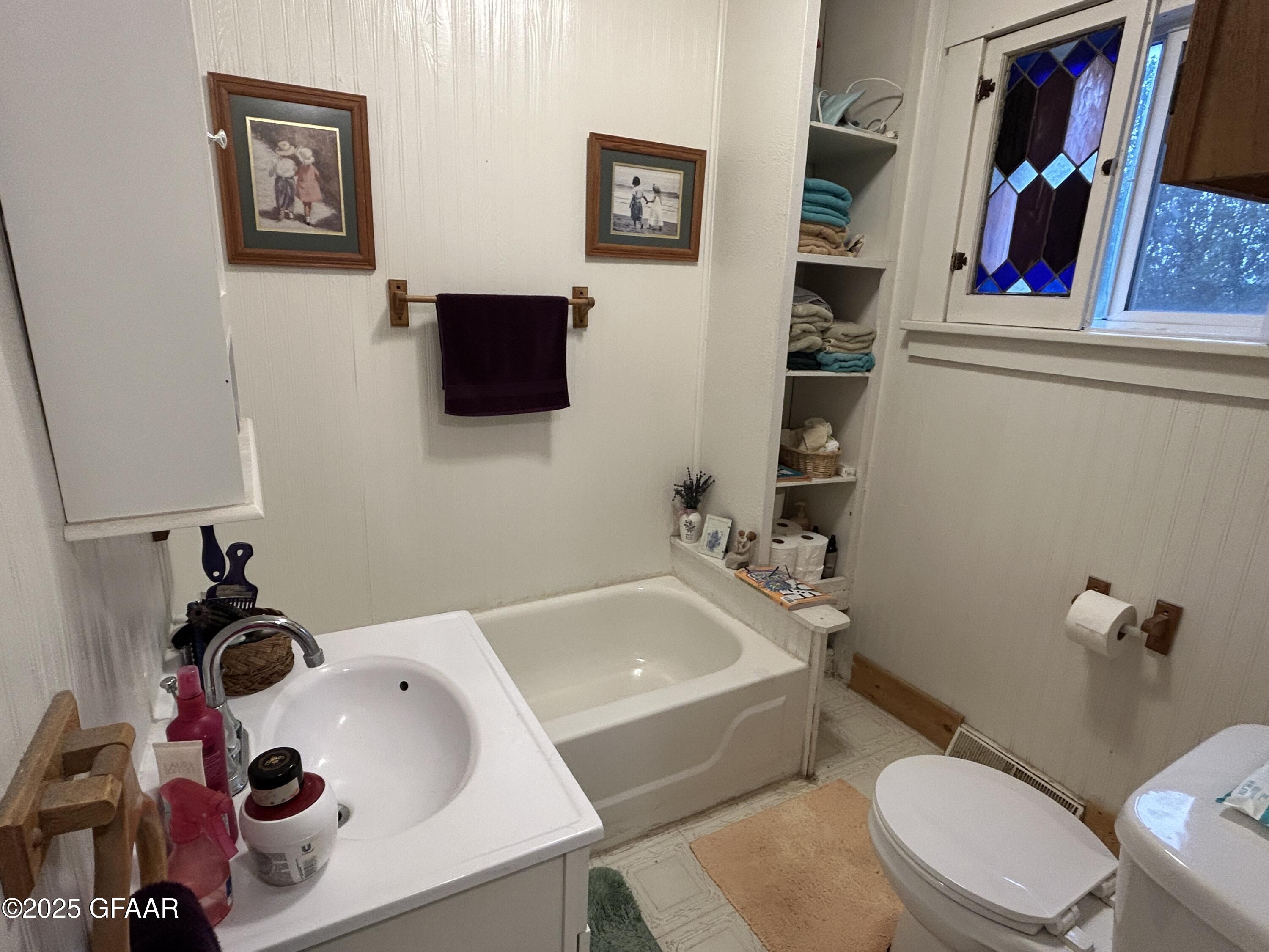 property viewer photo 14