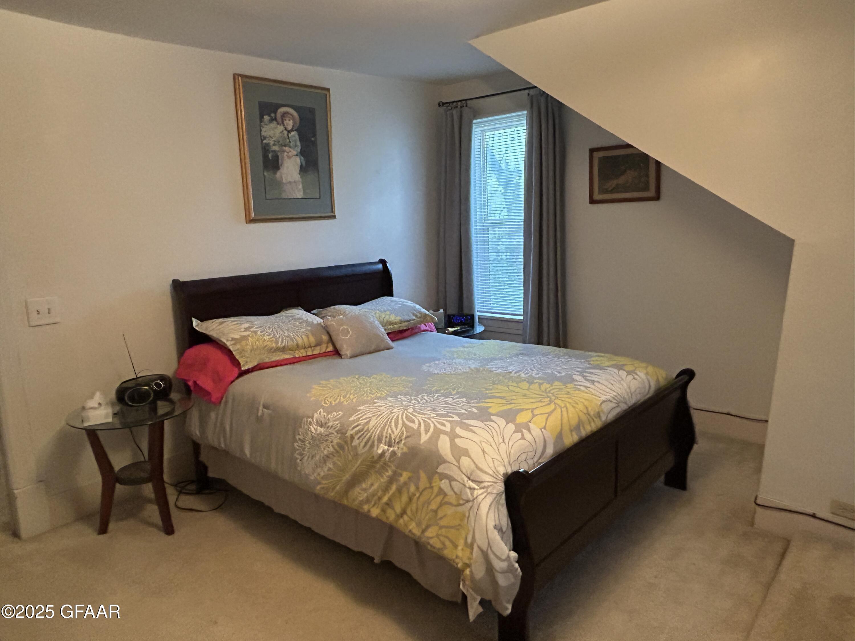 property viewer photo 17