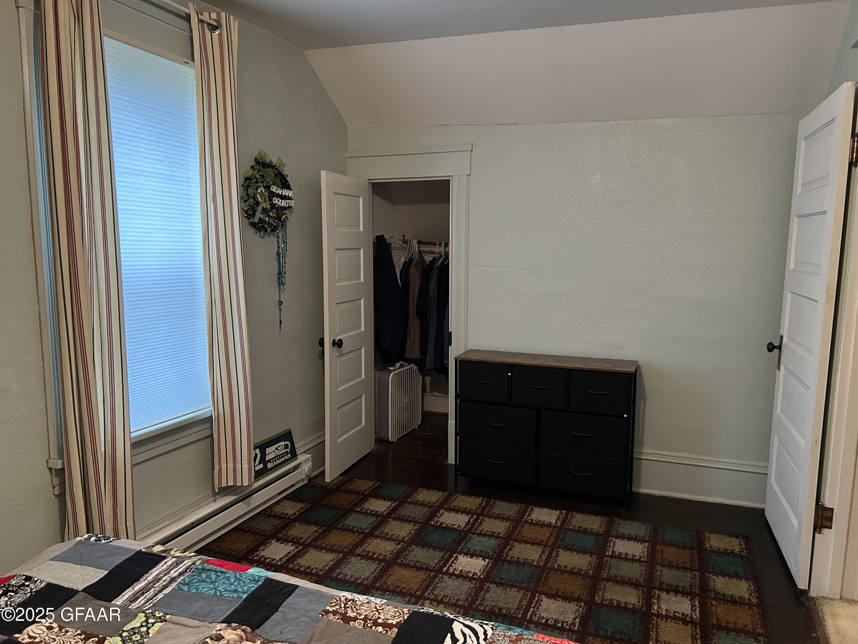 property viewer photo 20