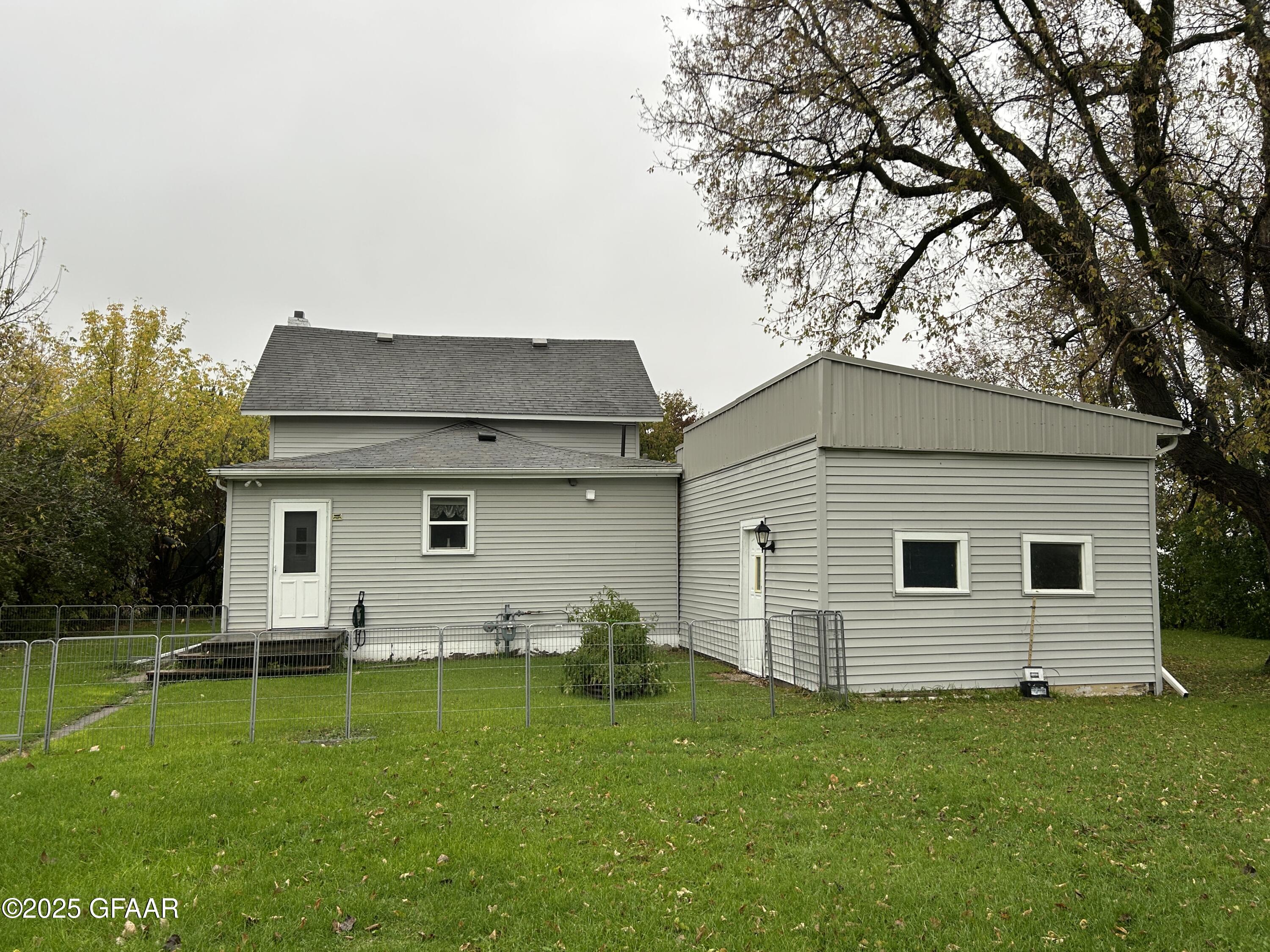 property viewer photo 27