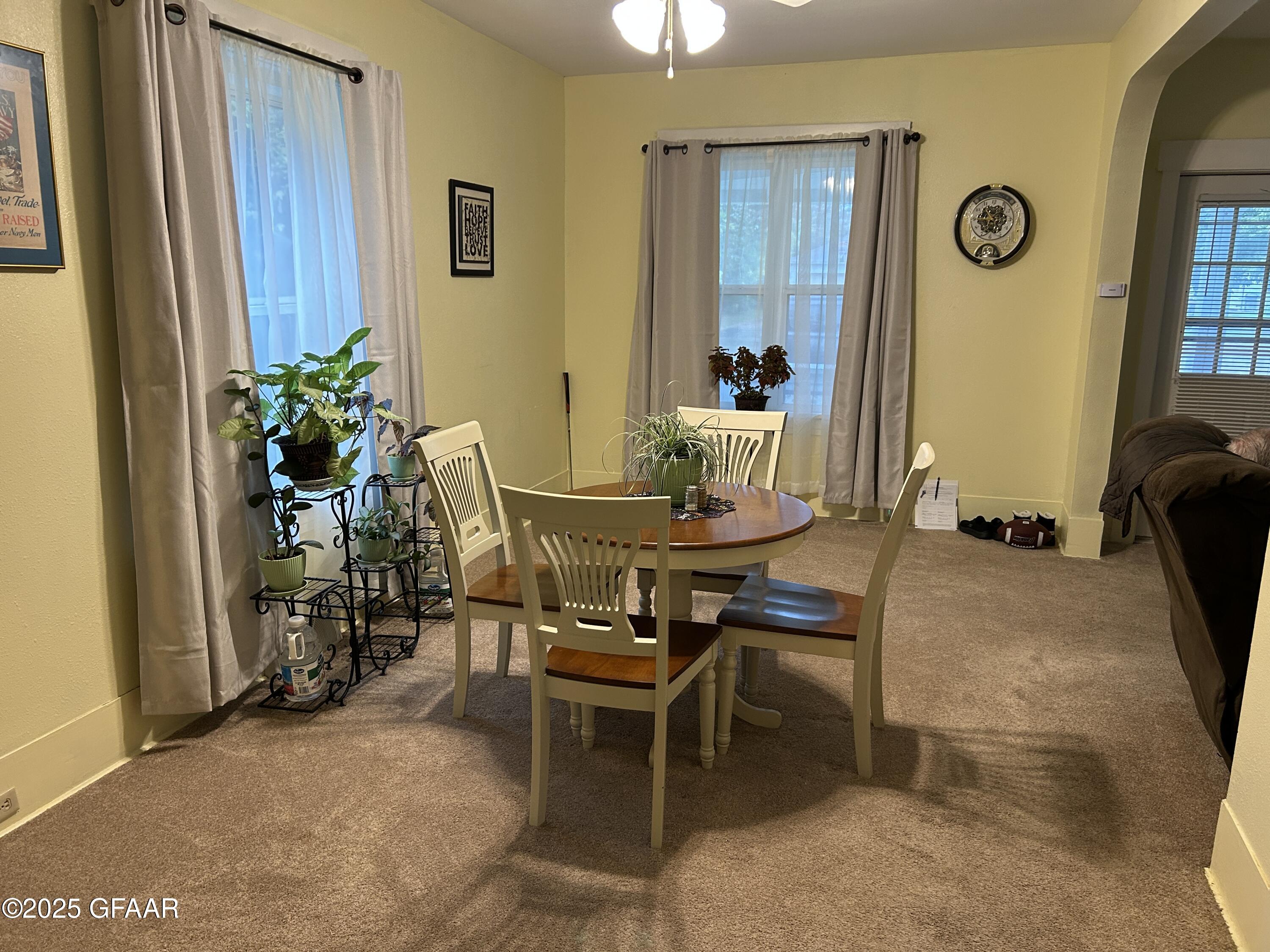 property viewer photo 8