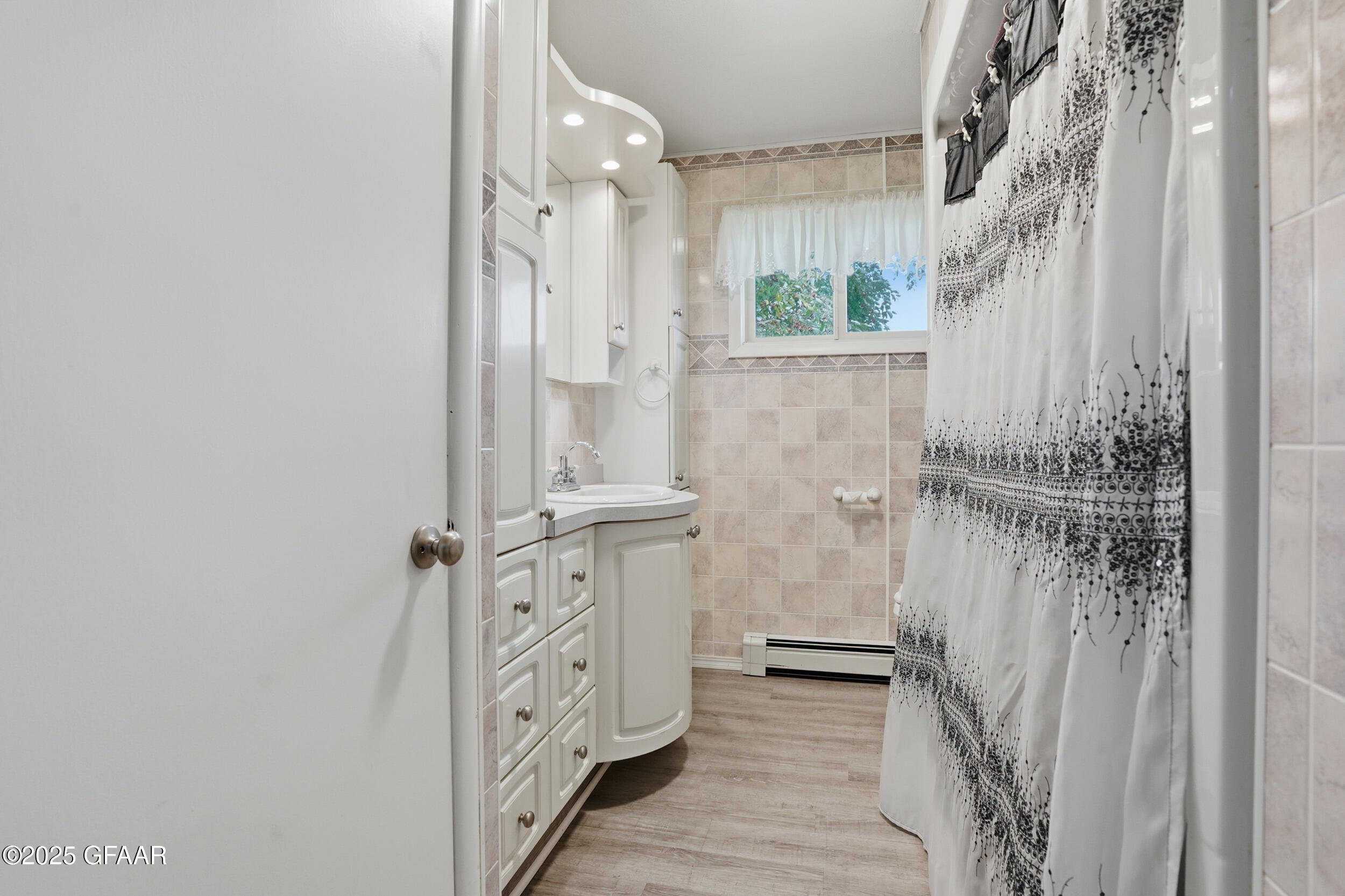 property viewer photo 14