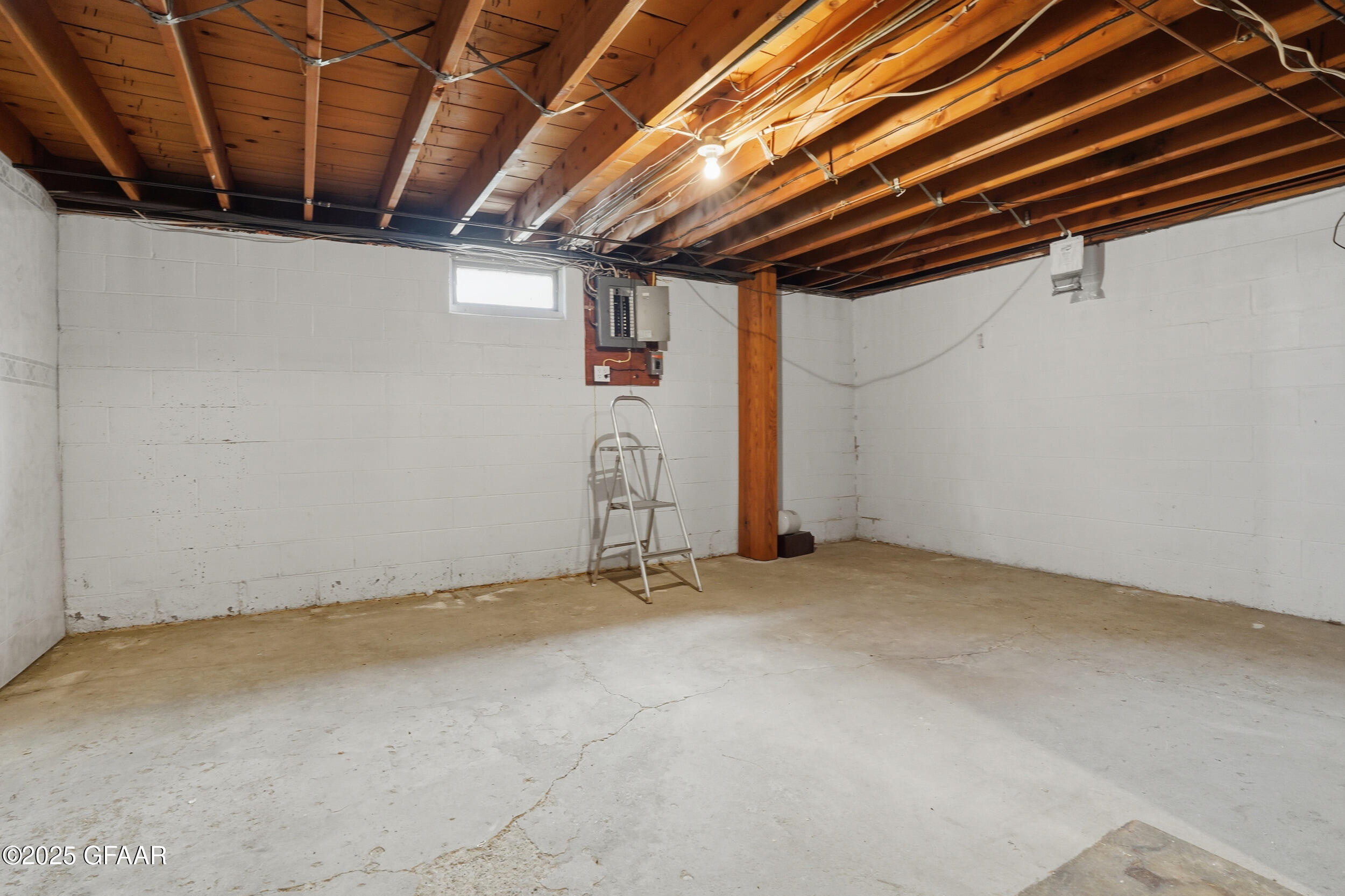 property viewer photo 21
