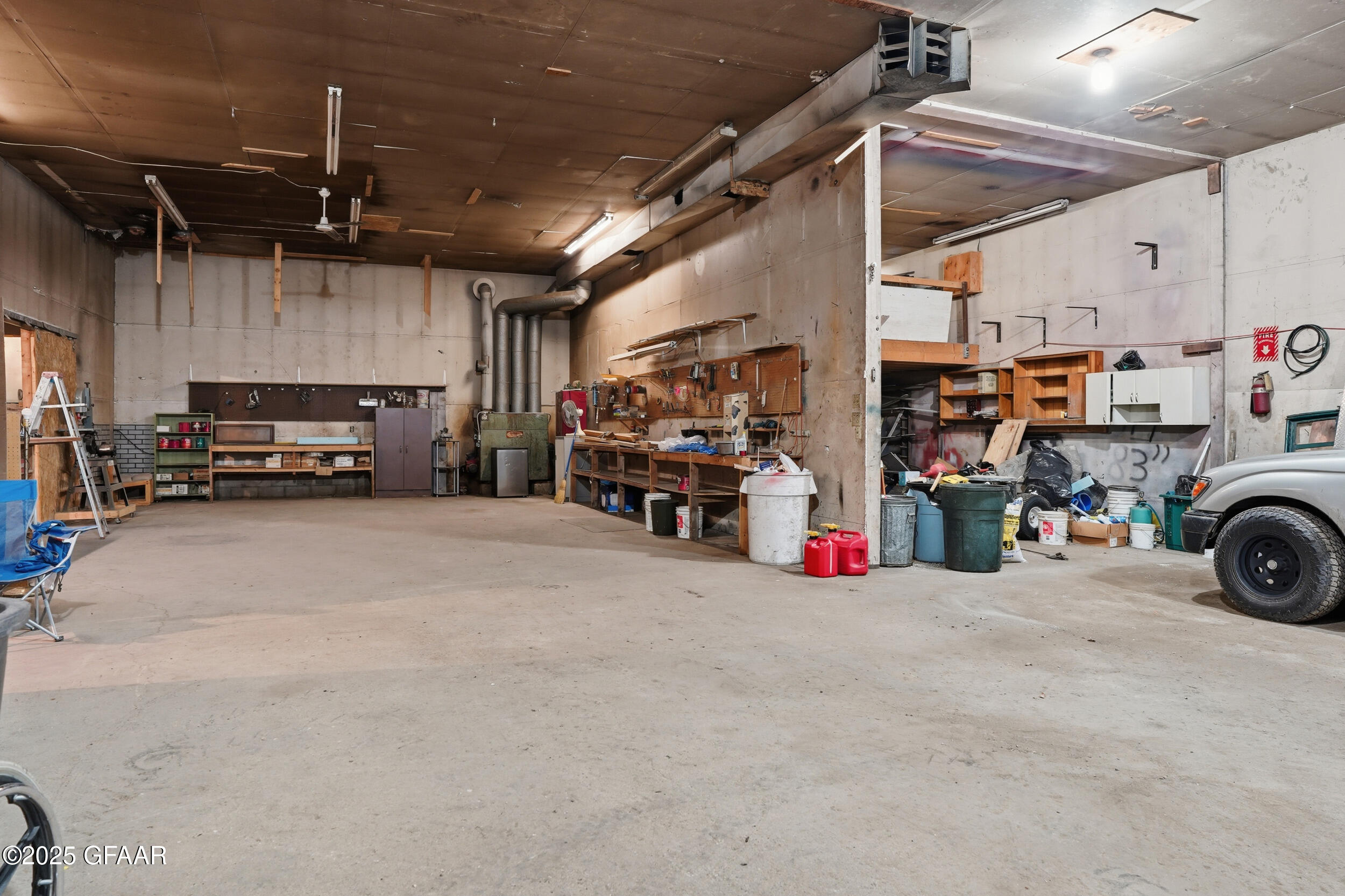property viewer photo 31