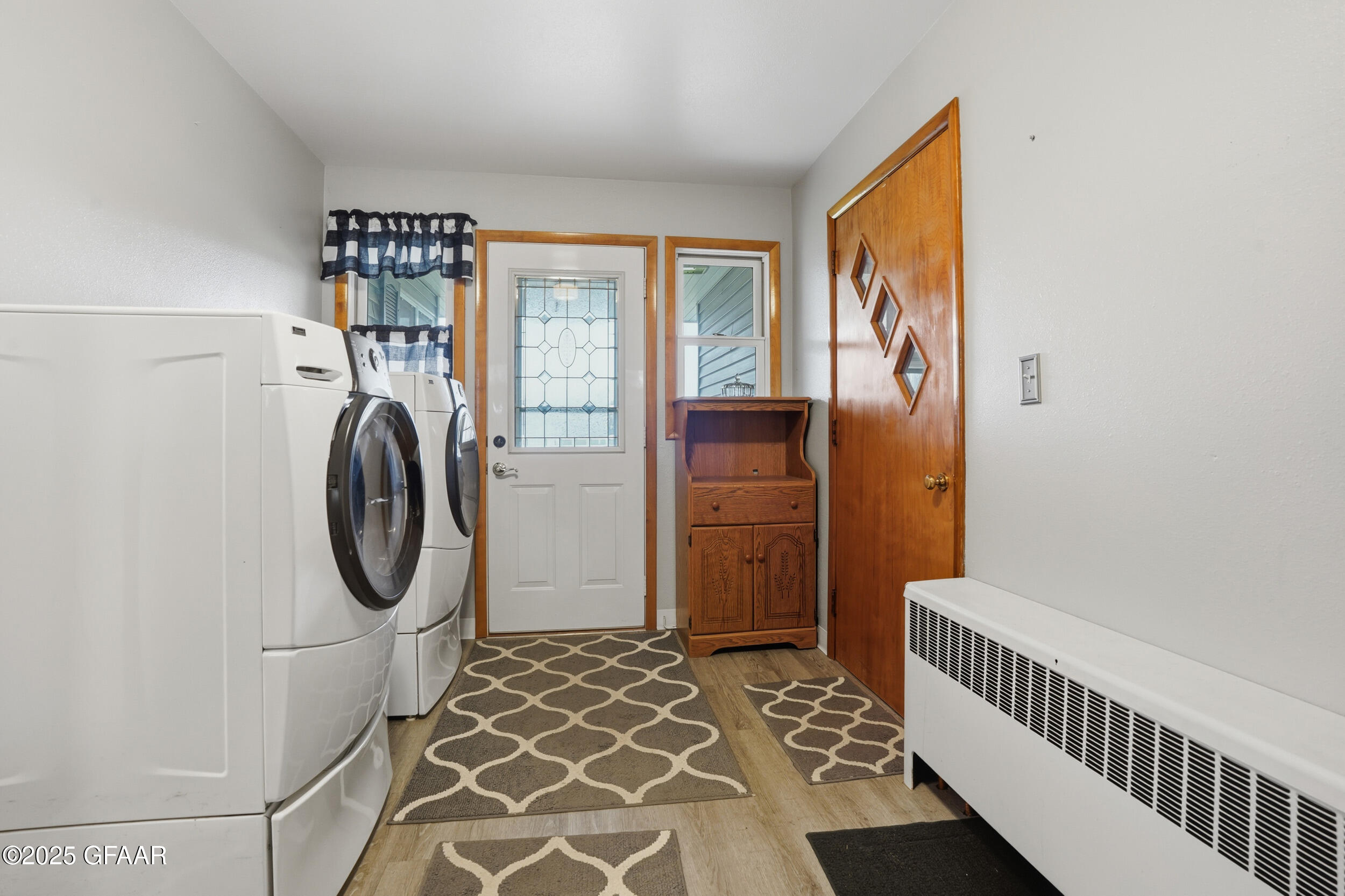 property viewer photo 5