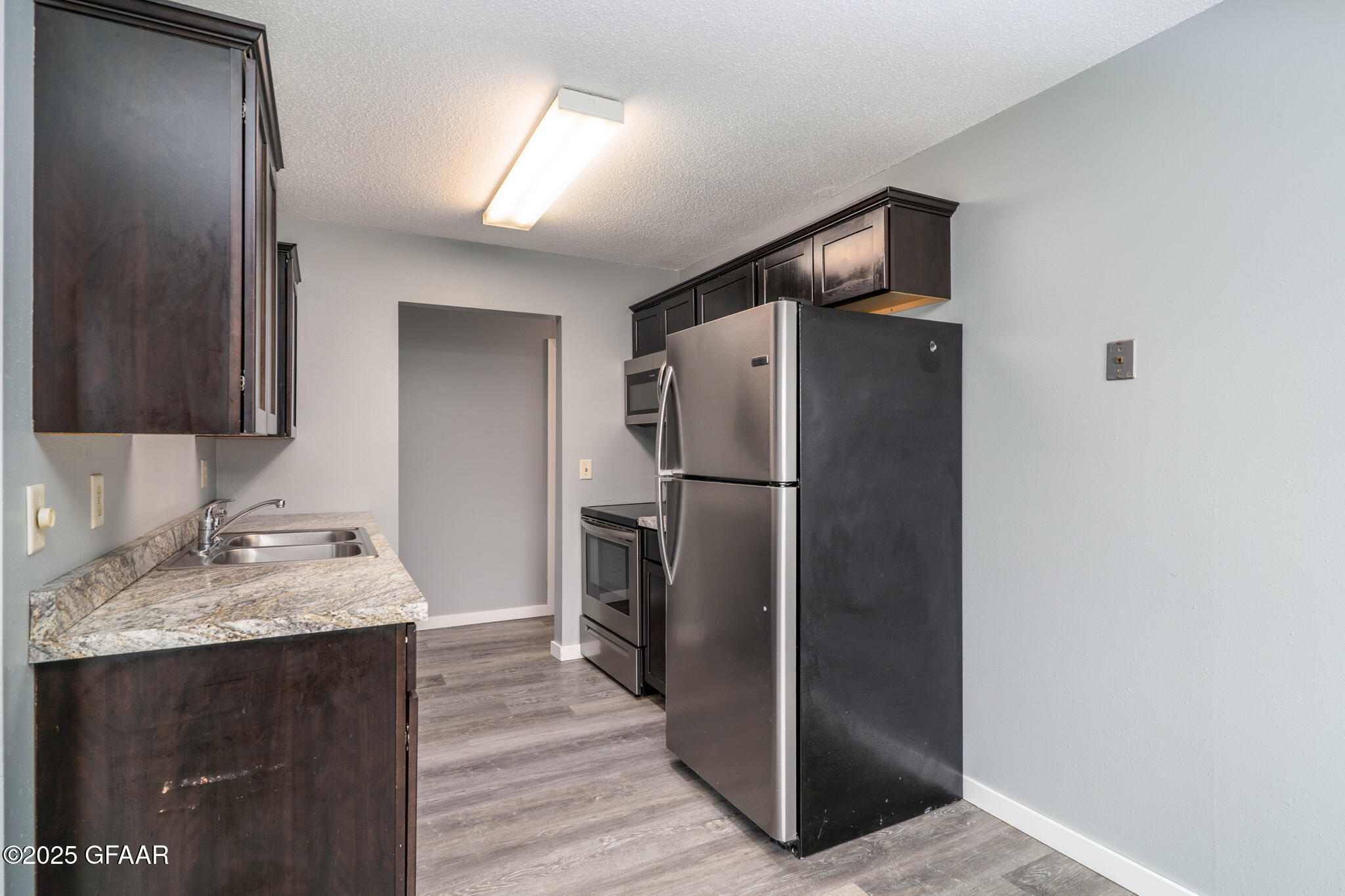 property viewer photo 10