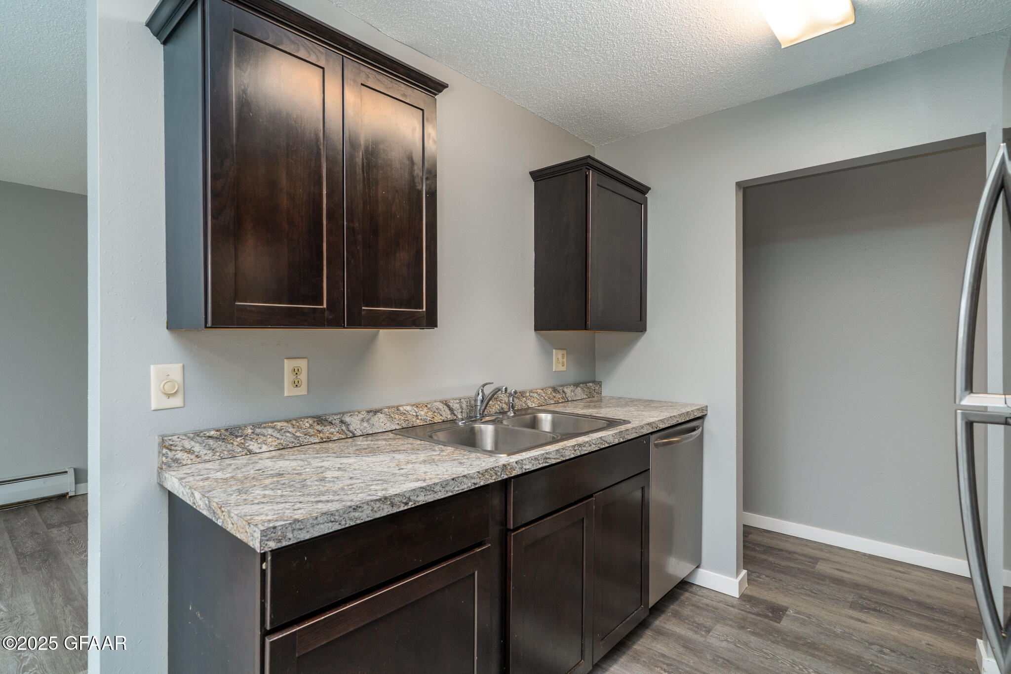 property viewer photo 11