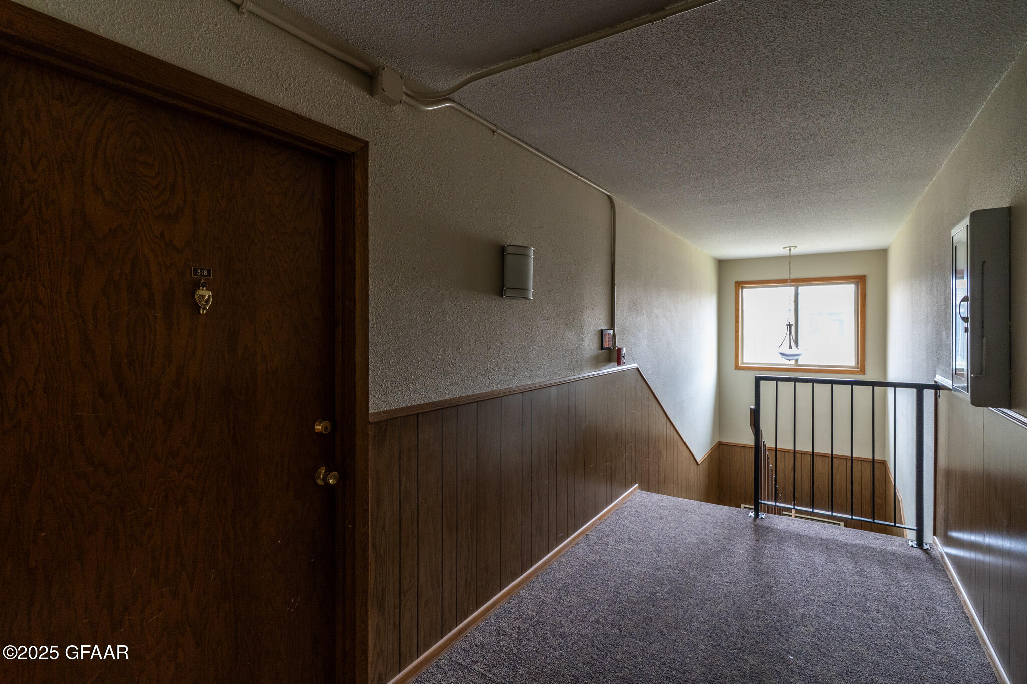 property viewer photo 18