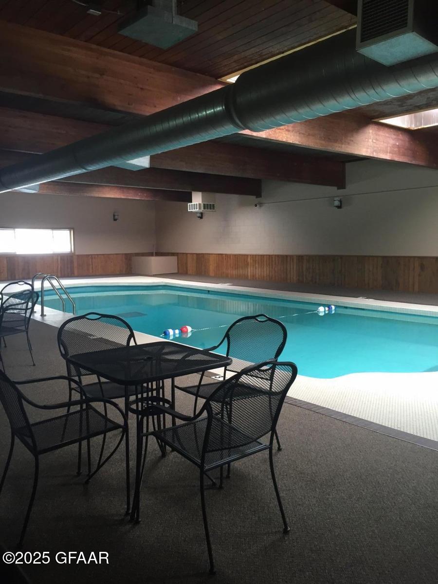 property viewer photo 20