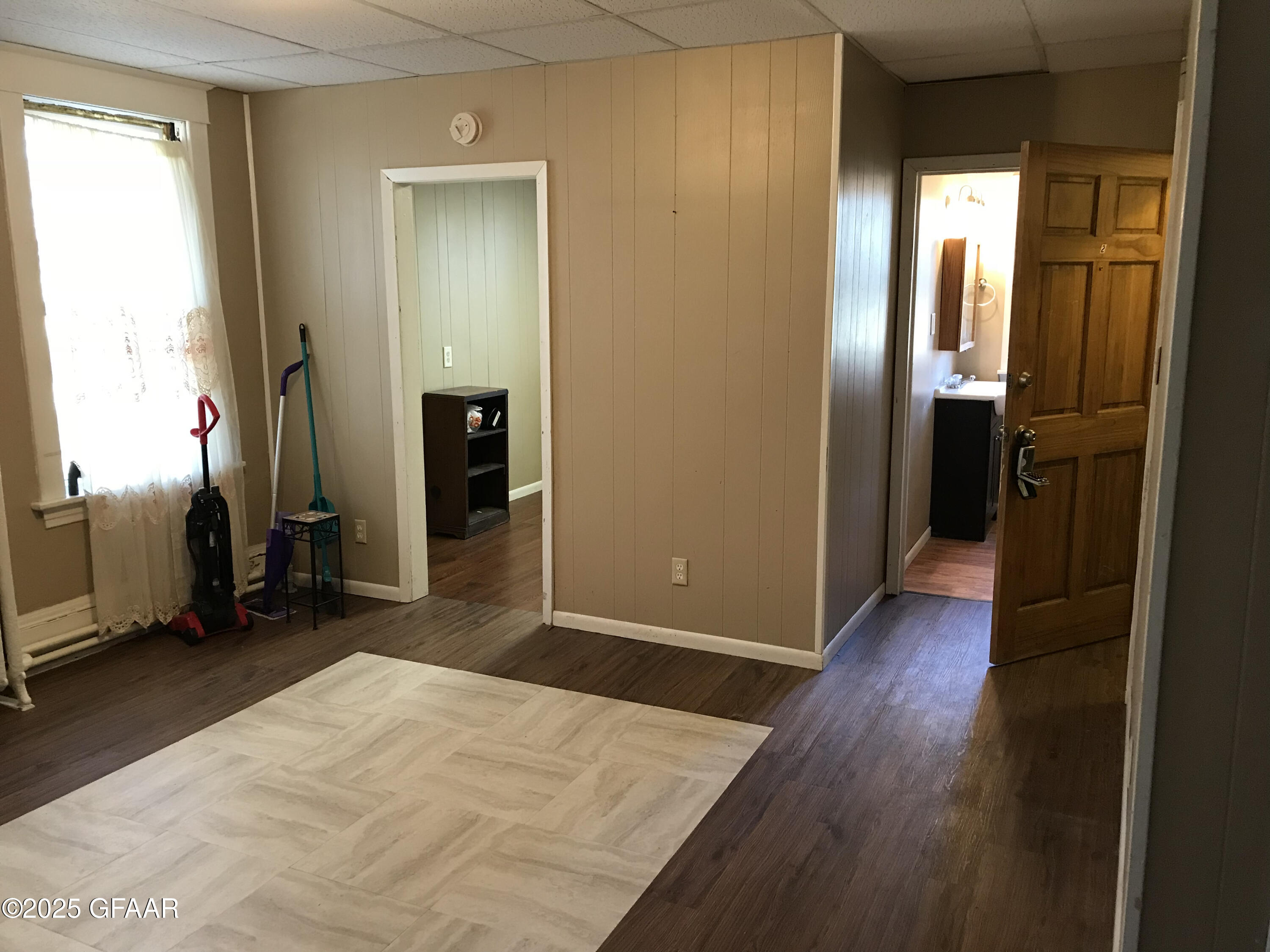 property viewer photo 12