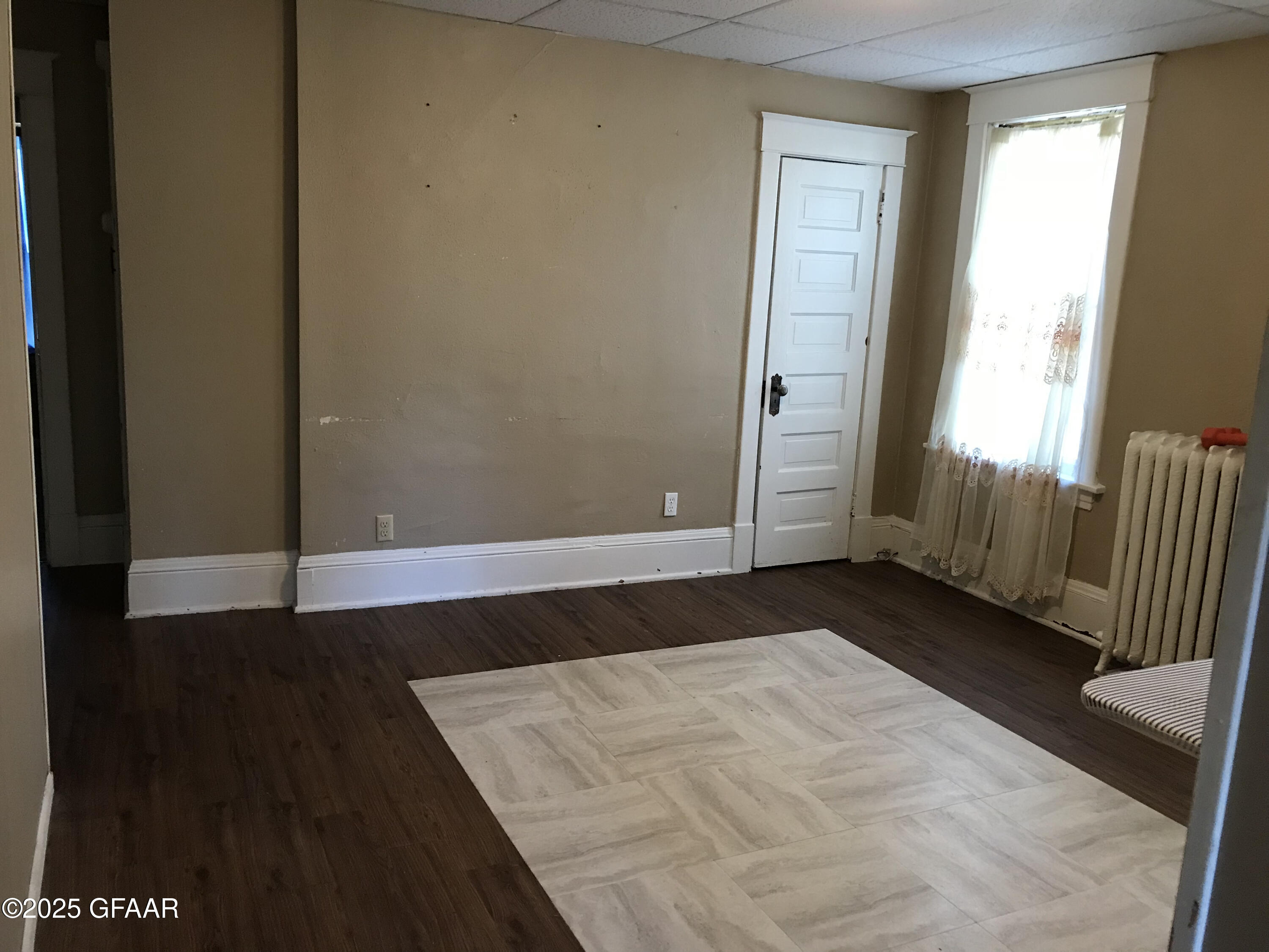 property viewer photo 14