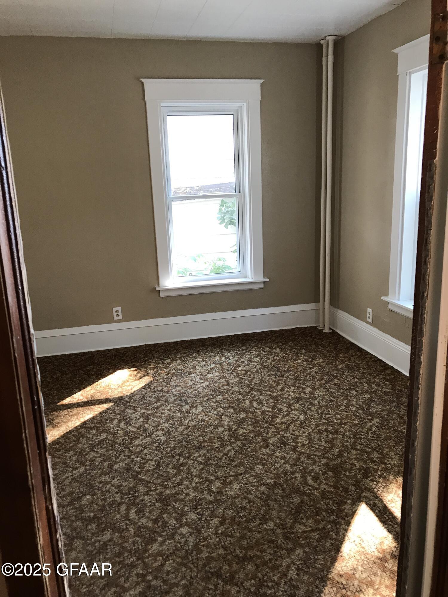 property viewer photo 24
