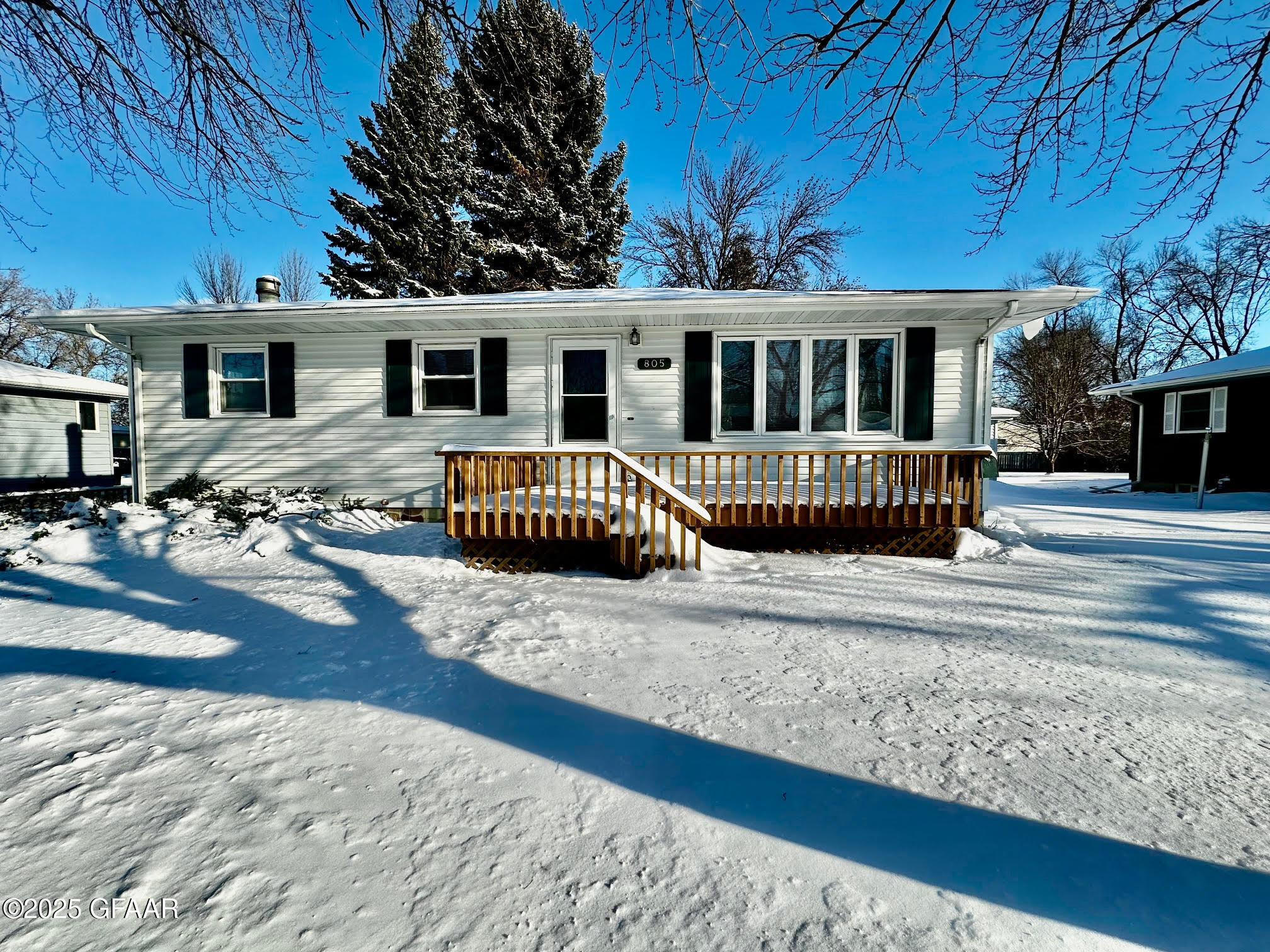 main property photo 0