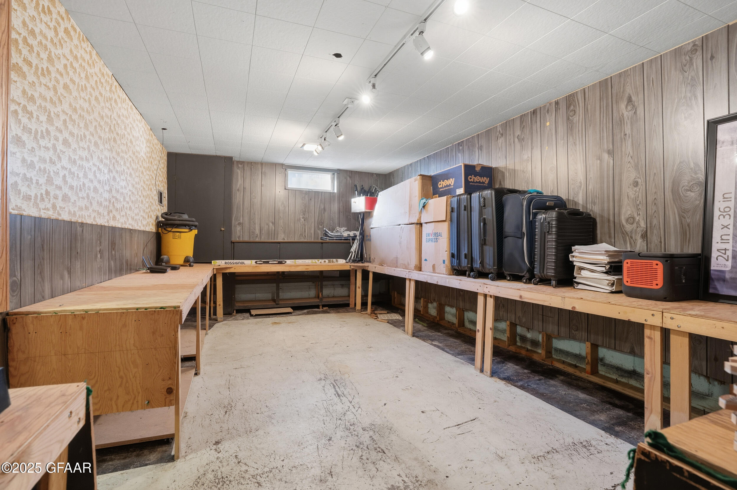 property viewer photo 15