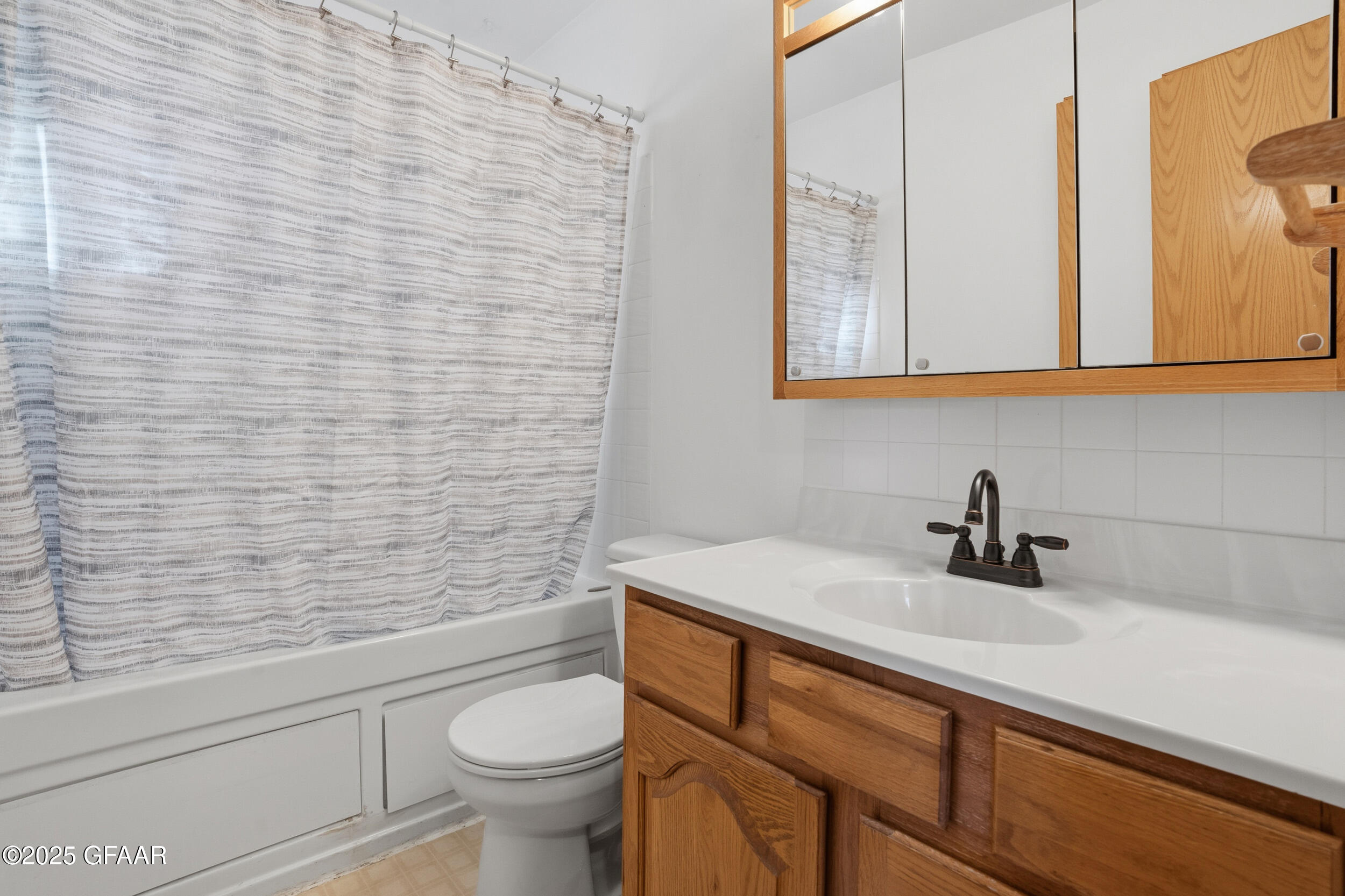 property viewer photo 9