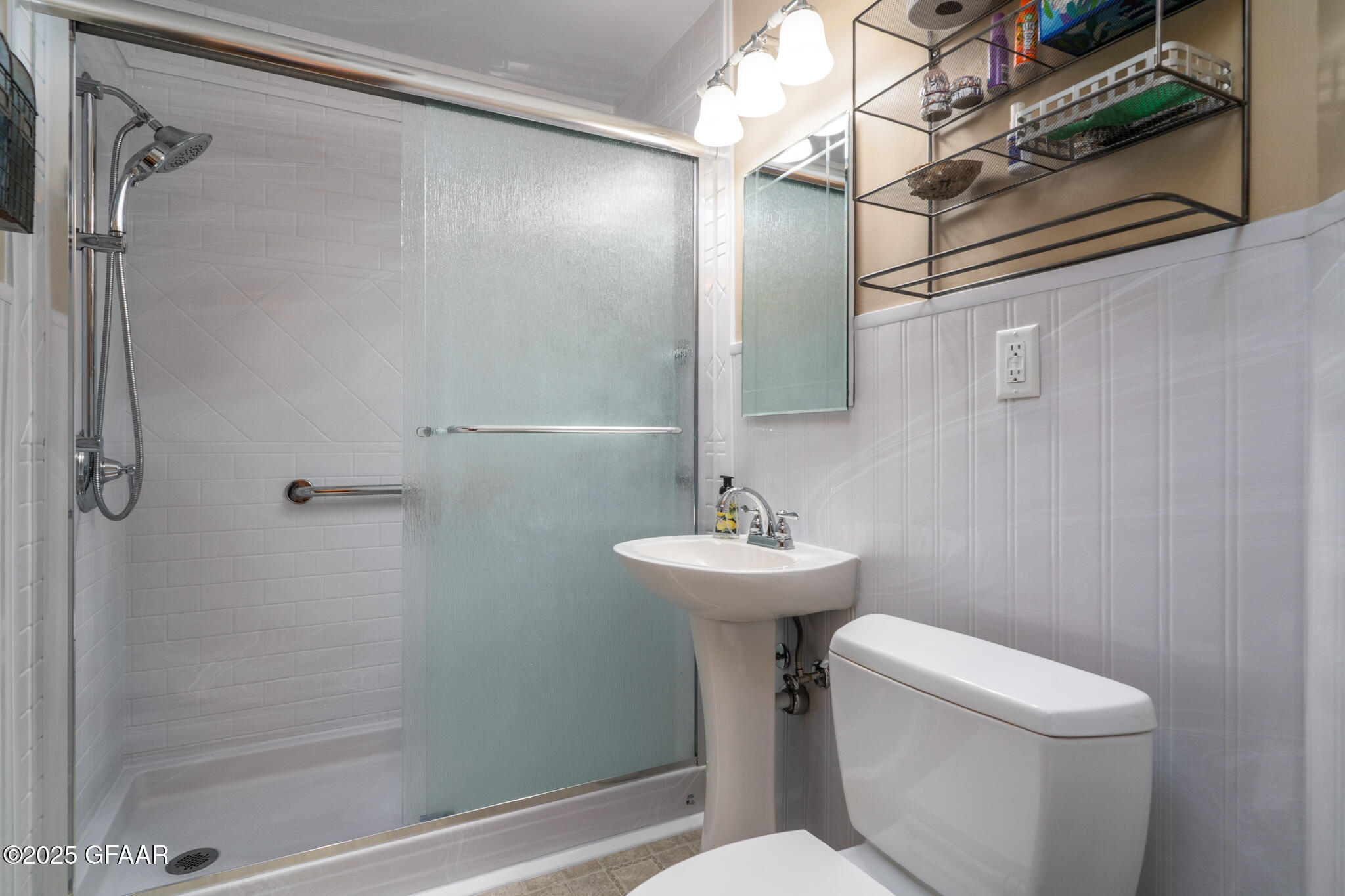 property viewer photo 11
