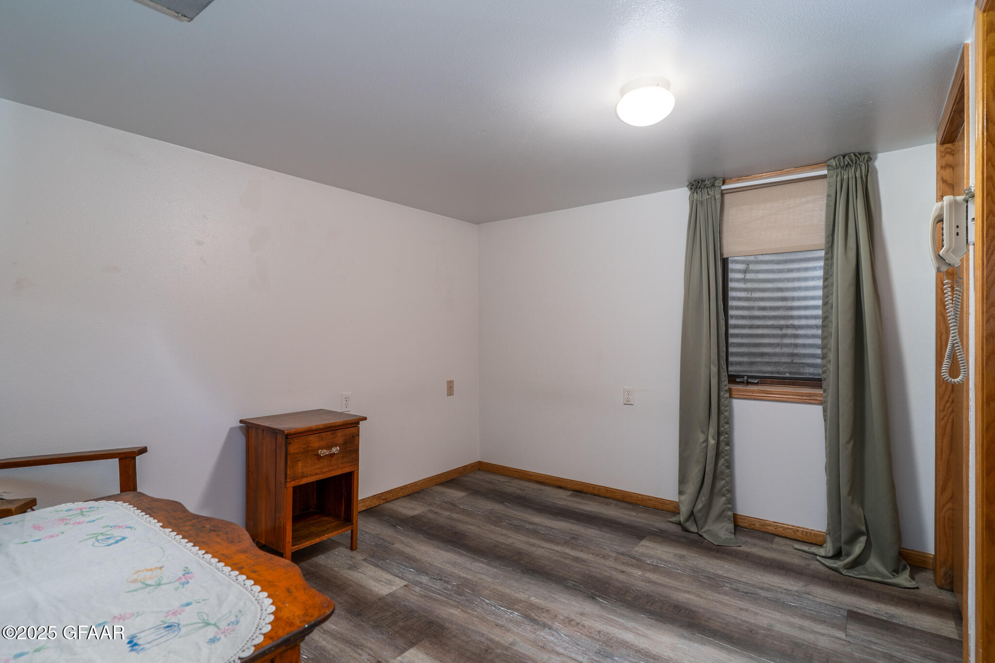 property viewer photo 15