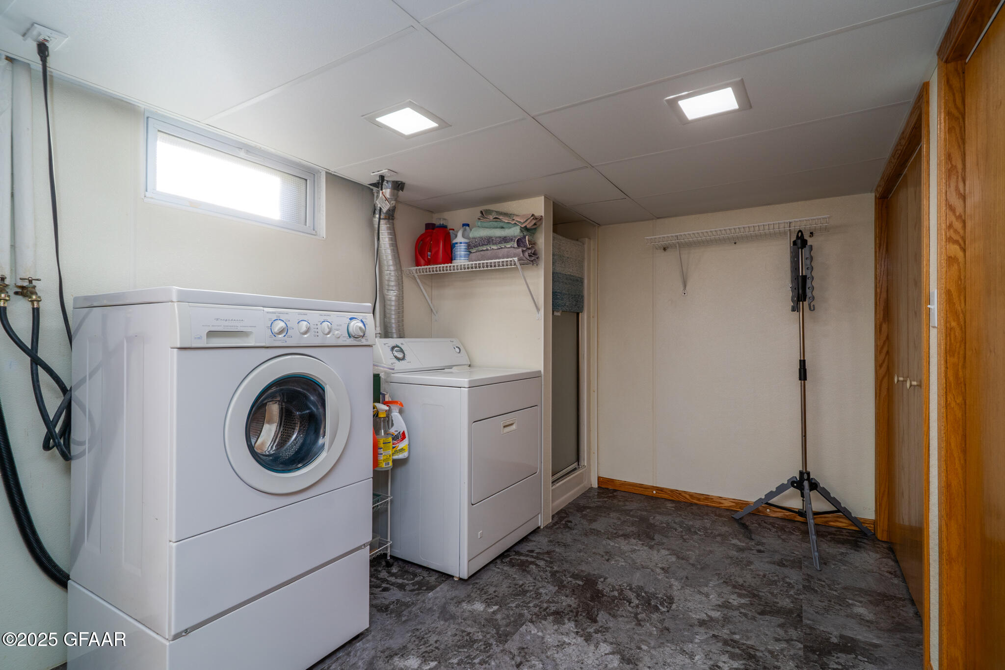 property viewer photo 17